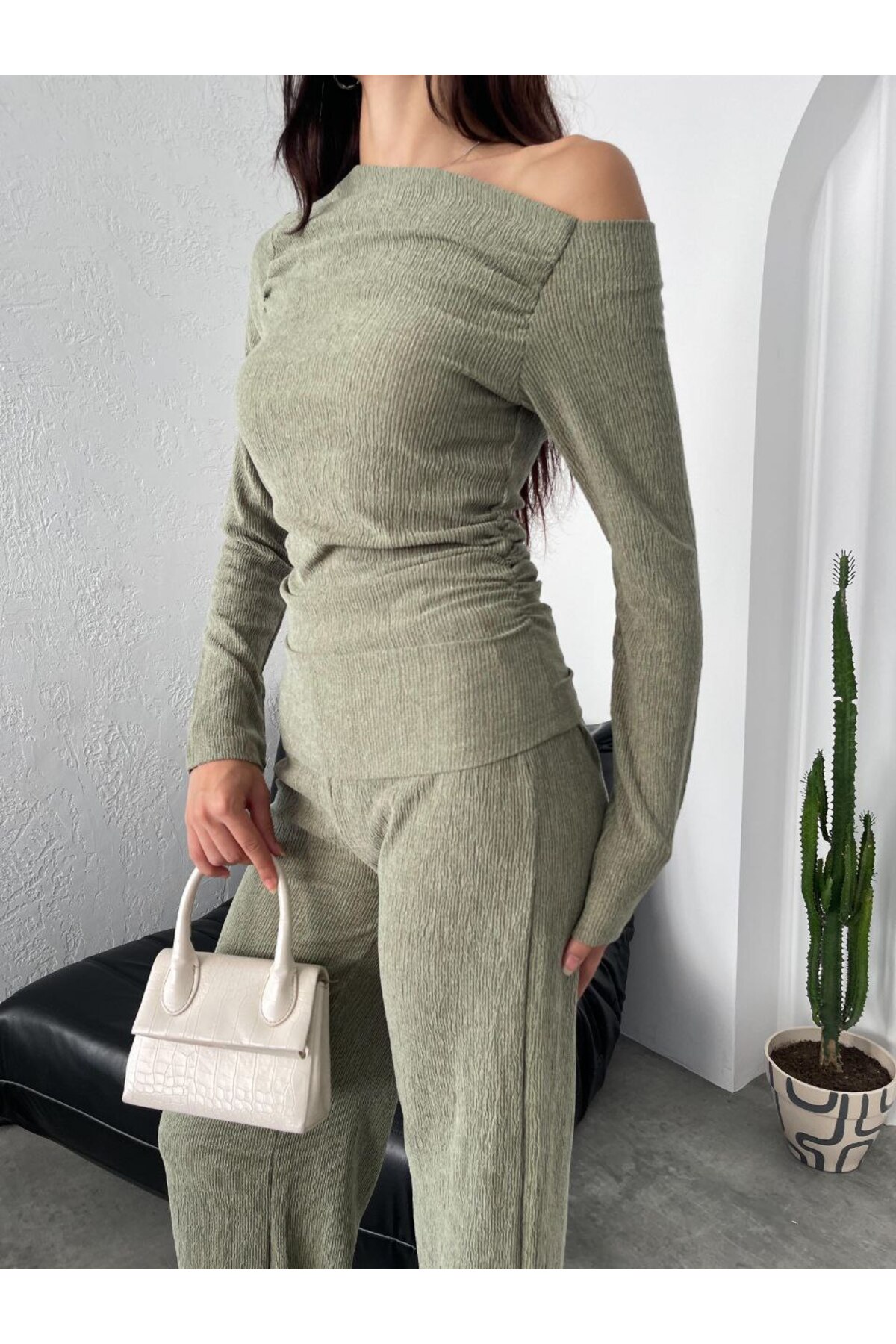 Düşük Kol Yüksek Bel Alt Üst Takım