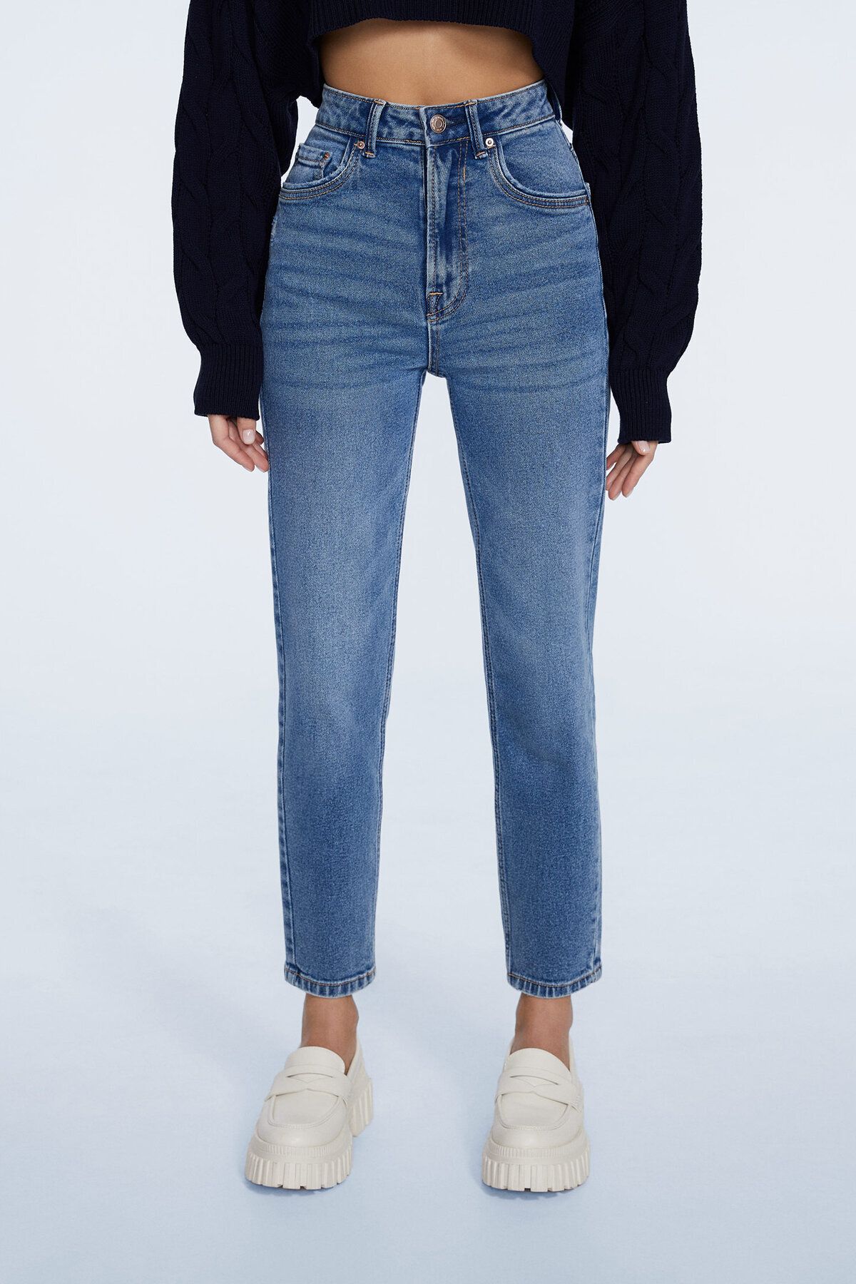 Stradivarius Slim Fit Mom Jean