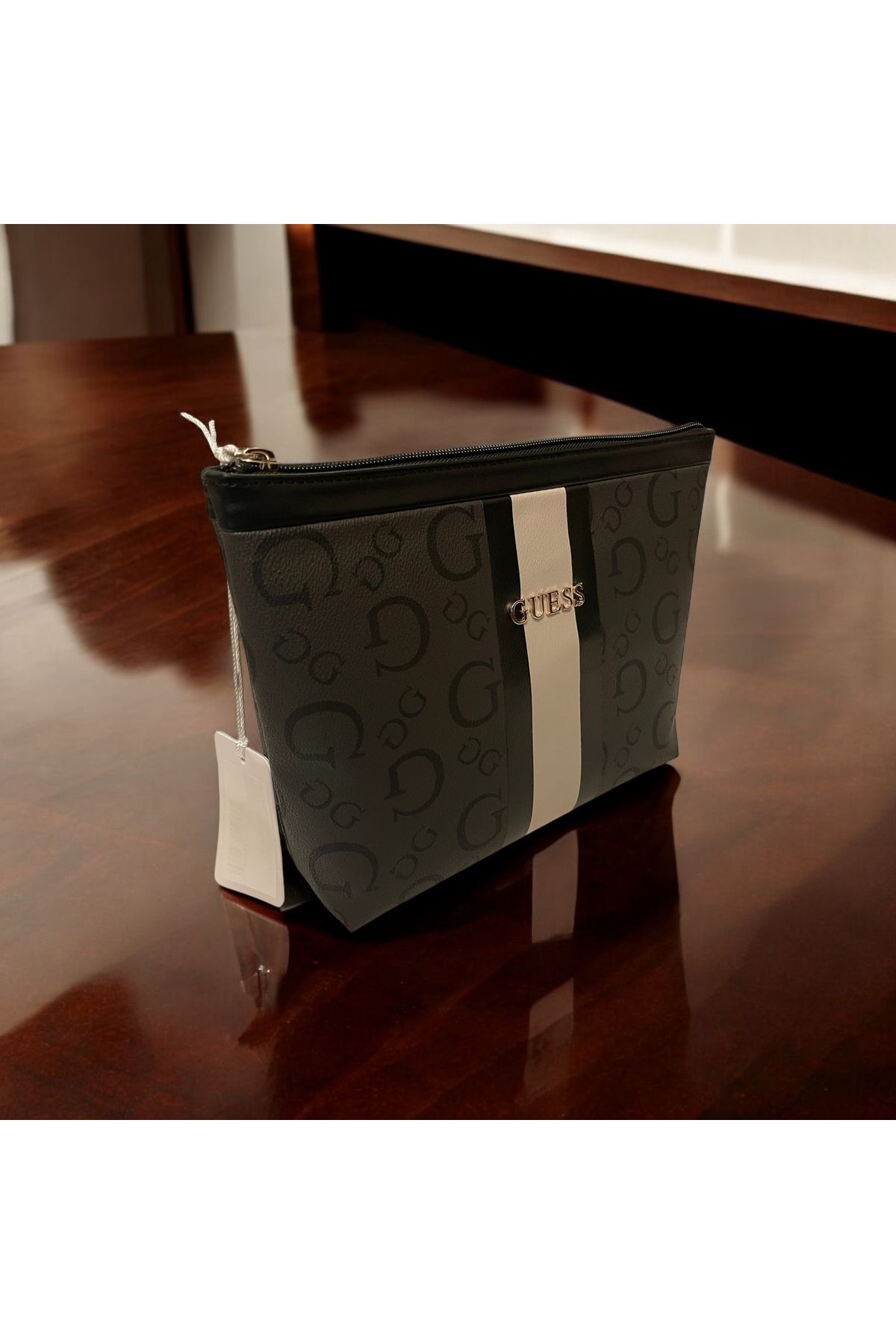 Guess-Faysmith Travel Bag 3
