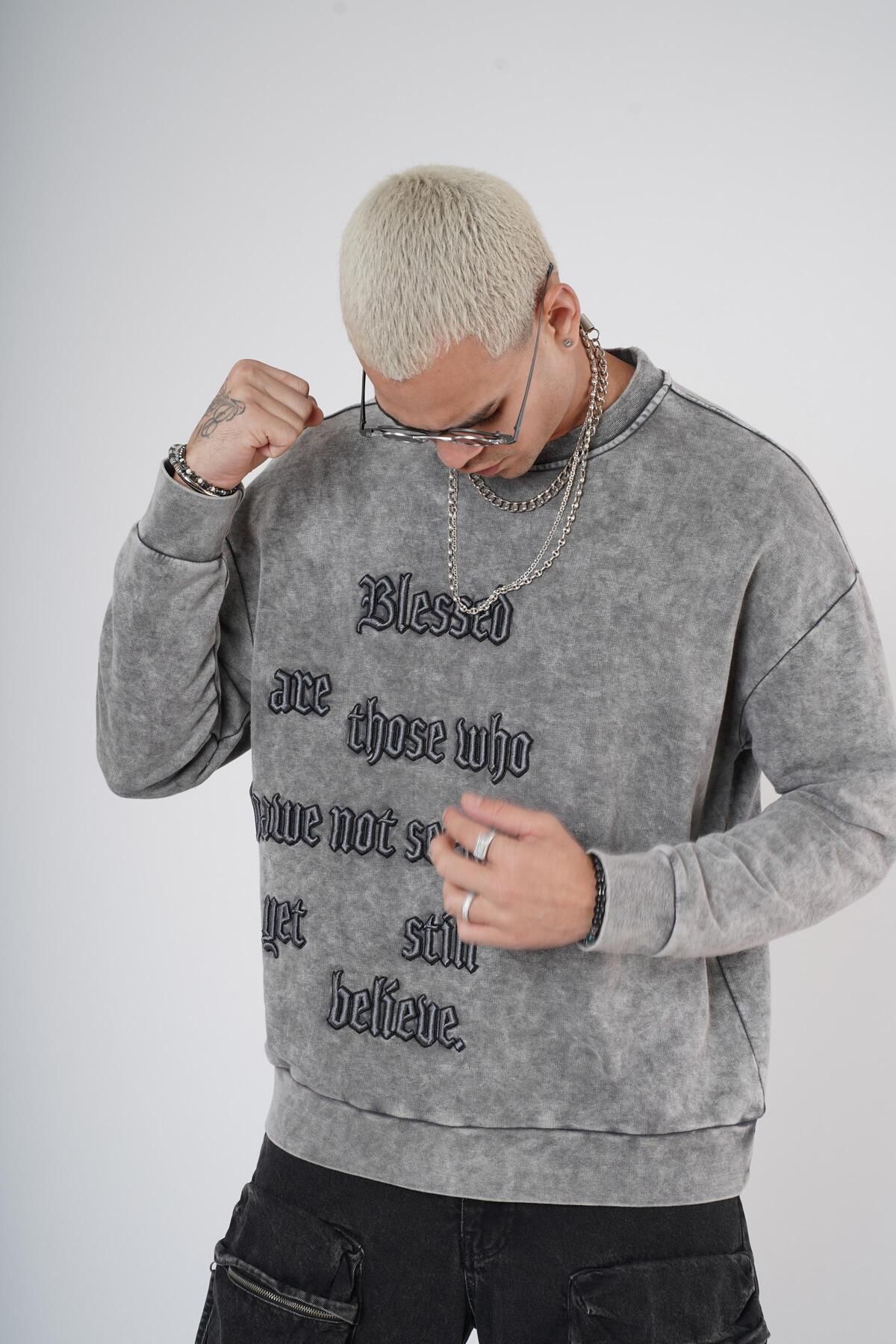 king brich-Crew Neck Text Embroidered Washable Oversize Fit Unisex Sweatshirt 5