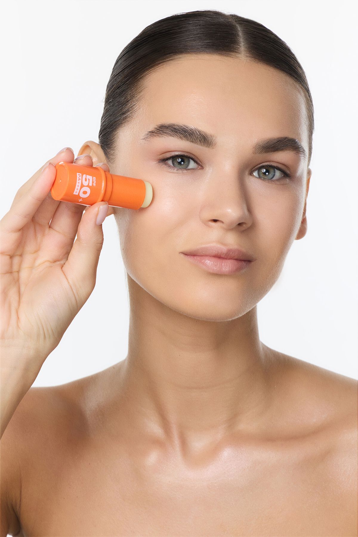 Trendyolmilla Beauty-New Generation Filtered Facial Sunscreen Stick with 50+ Spf Uva and Uvb Protection Tkzaw25Yn00001 7