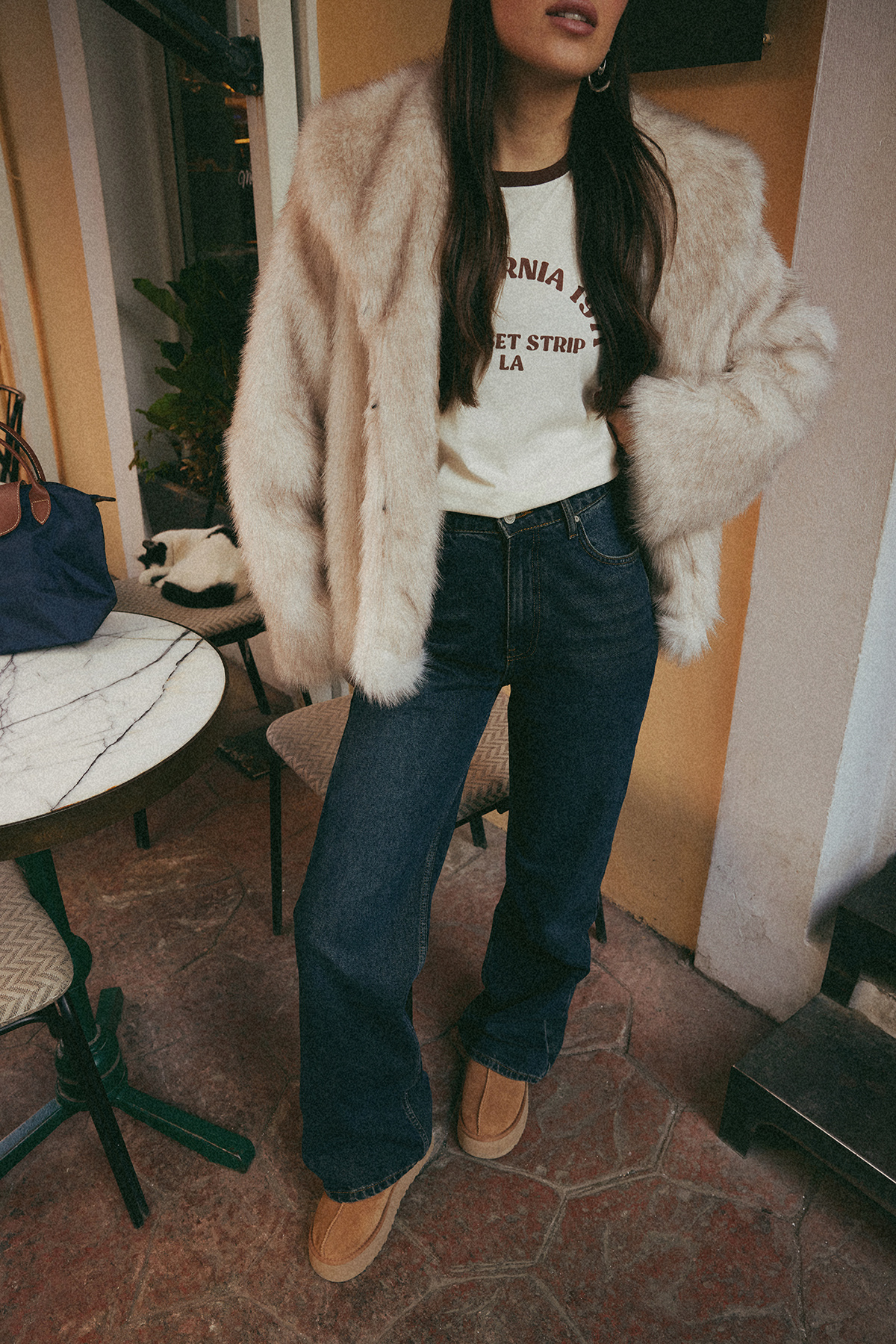 Trendyolmilla  Taş %100 Pamuk Slogan Baskılı Kontrast Biye Detaylı Örme T-Shirt TWOSS24TS00105 - Görsel 2