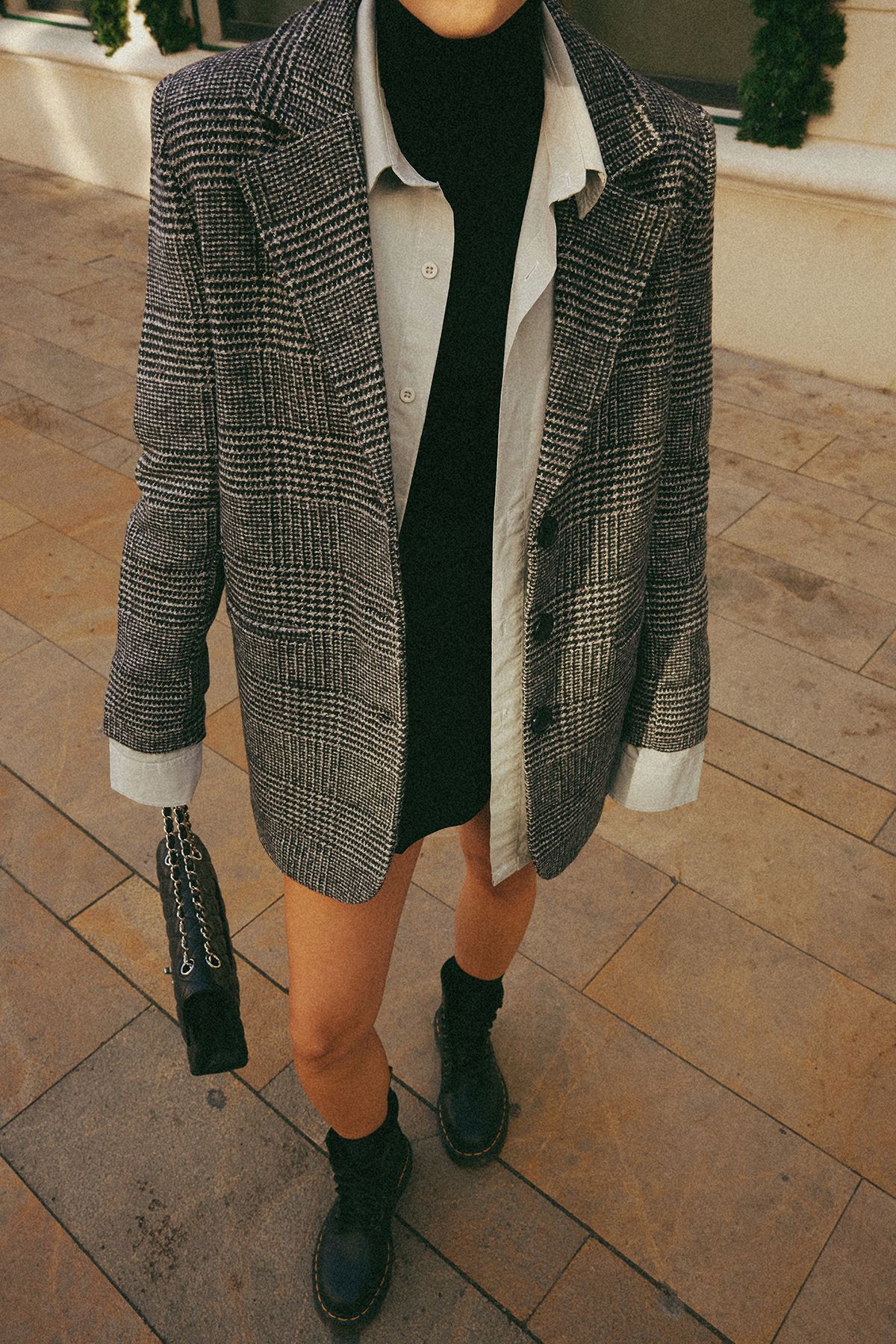 Trendyol Collection-Graue Blazerjacke in Wolloptik mit normalem Futter und gewebtem Karomuster TWOAW24BC00048 3