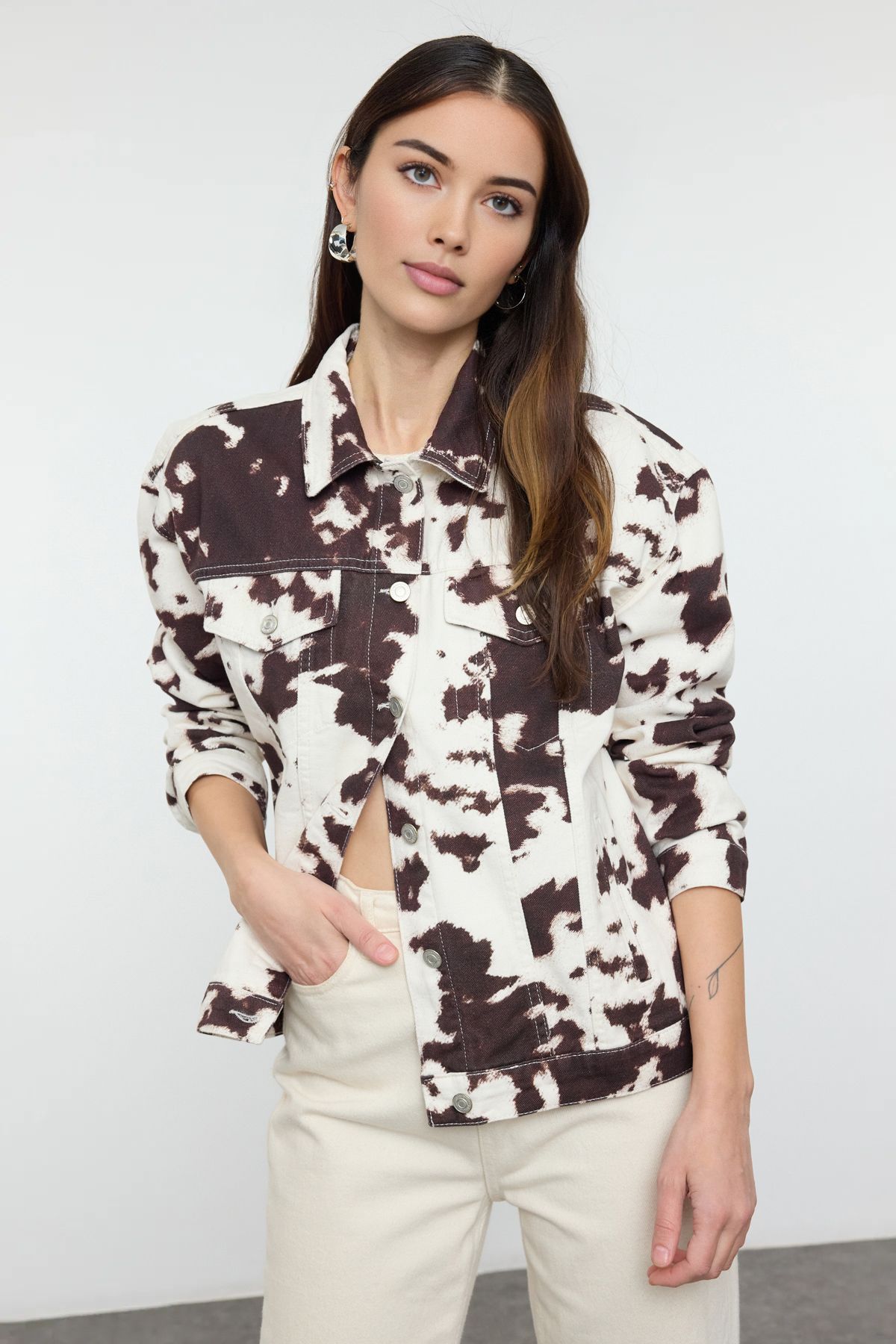 Trendyol Collection-Multicolor Cow Print Denim Jacket Twoaw25Ce00087 2