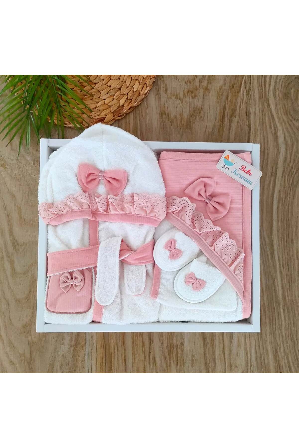 bebe kervanı Bebekervanı Kız Bebek  Pembe %100 Pamuklu Fistolu Bornoz Takımı BBK1029 fotoğrafı 2 (önizleme)