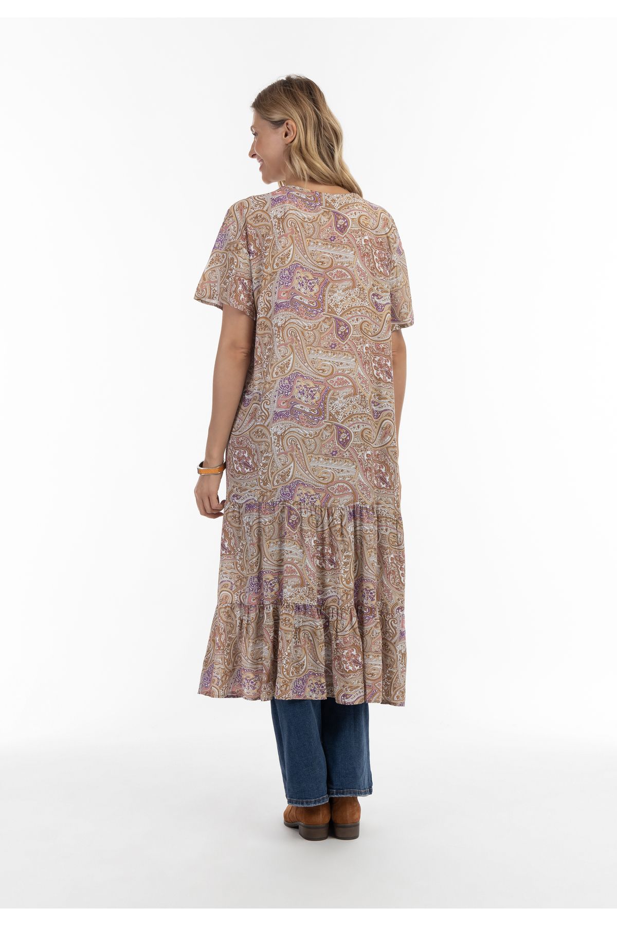 USHA-Kimonos & Kaftans 2