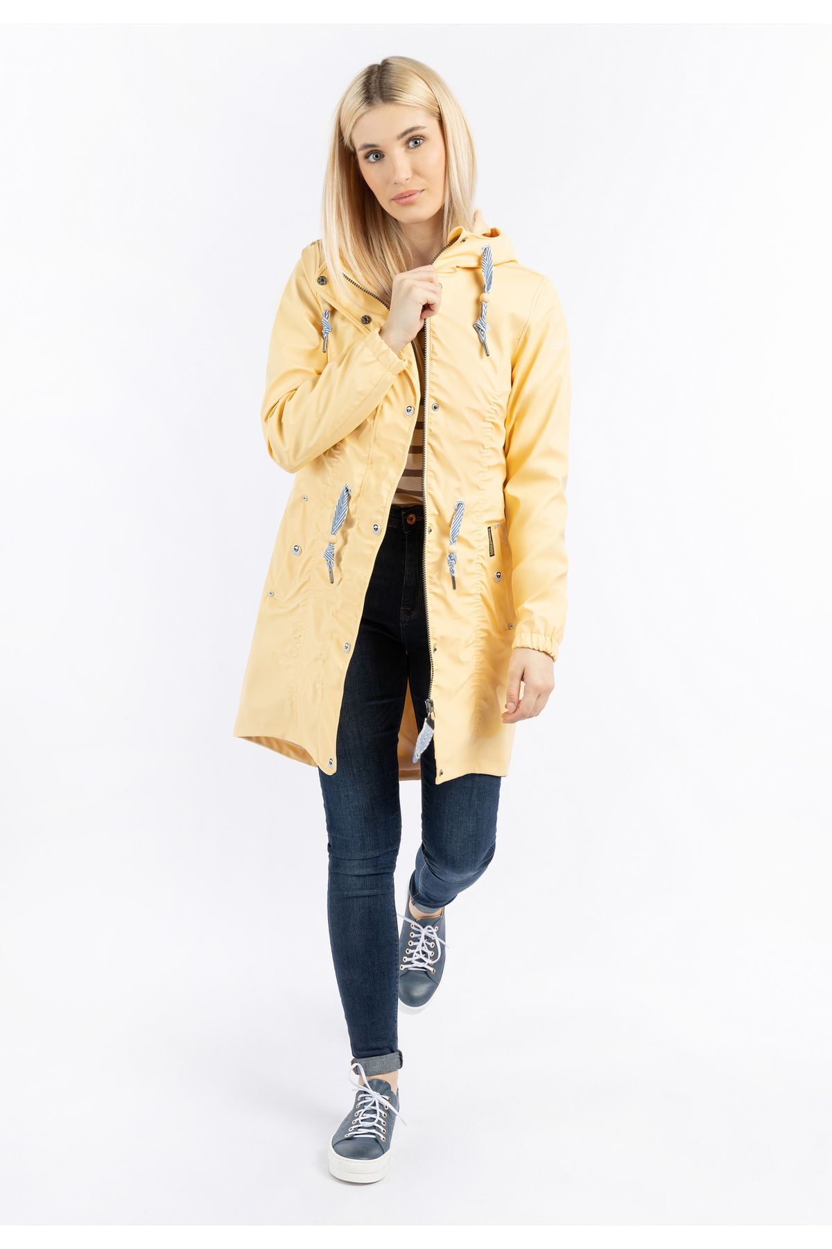 complete the look image