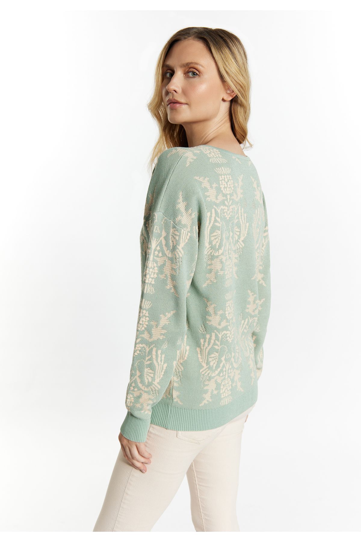 USHA-Strick Pullover lurea 4