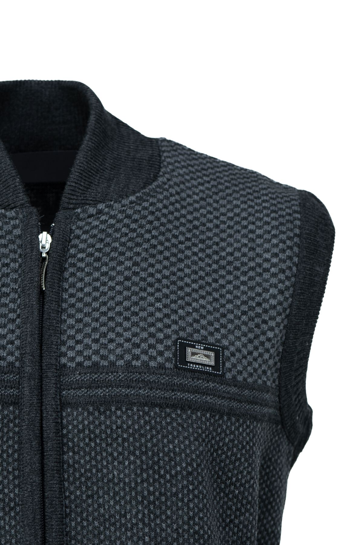 Oppland-Men's Winter Knitwear Vest - Stylish Wool, Zip-Up, Pocket, Emblem, Prevailing Collar Comfortable Model 3