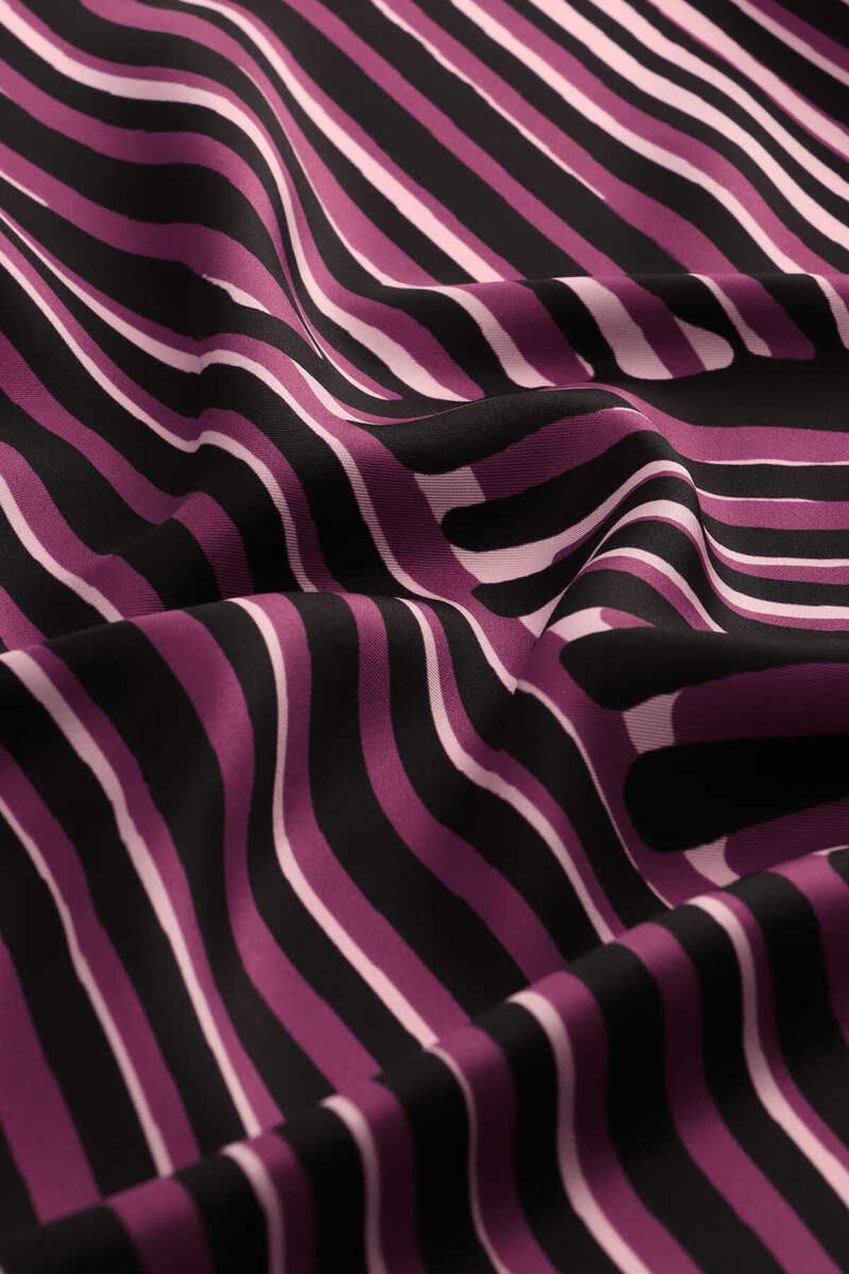 Bursa İpek-Purple Illusion Pattern Twill Silk Scarf 2