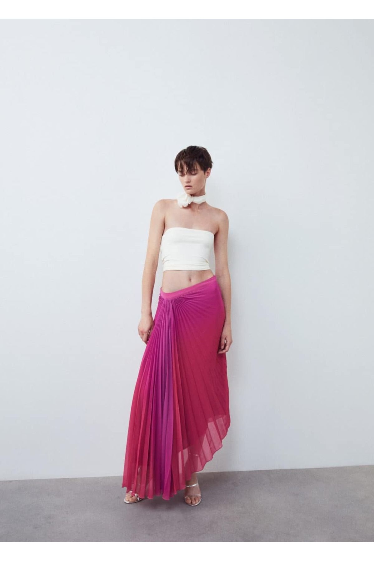 MANGO Woman-Plisovaná asymetrická sukně 8