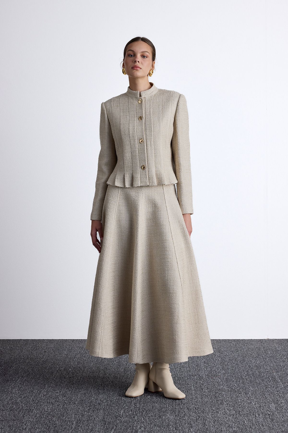 Manuka-Beige Textured and Buttoned Jacket 3