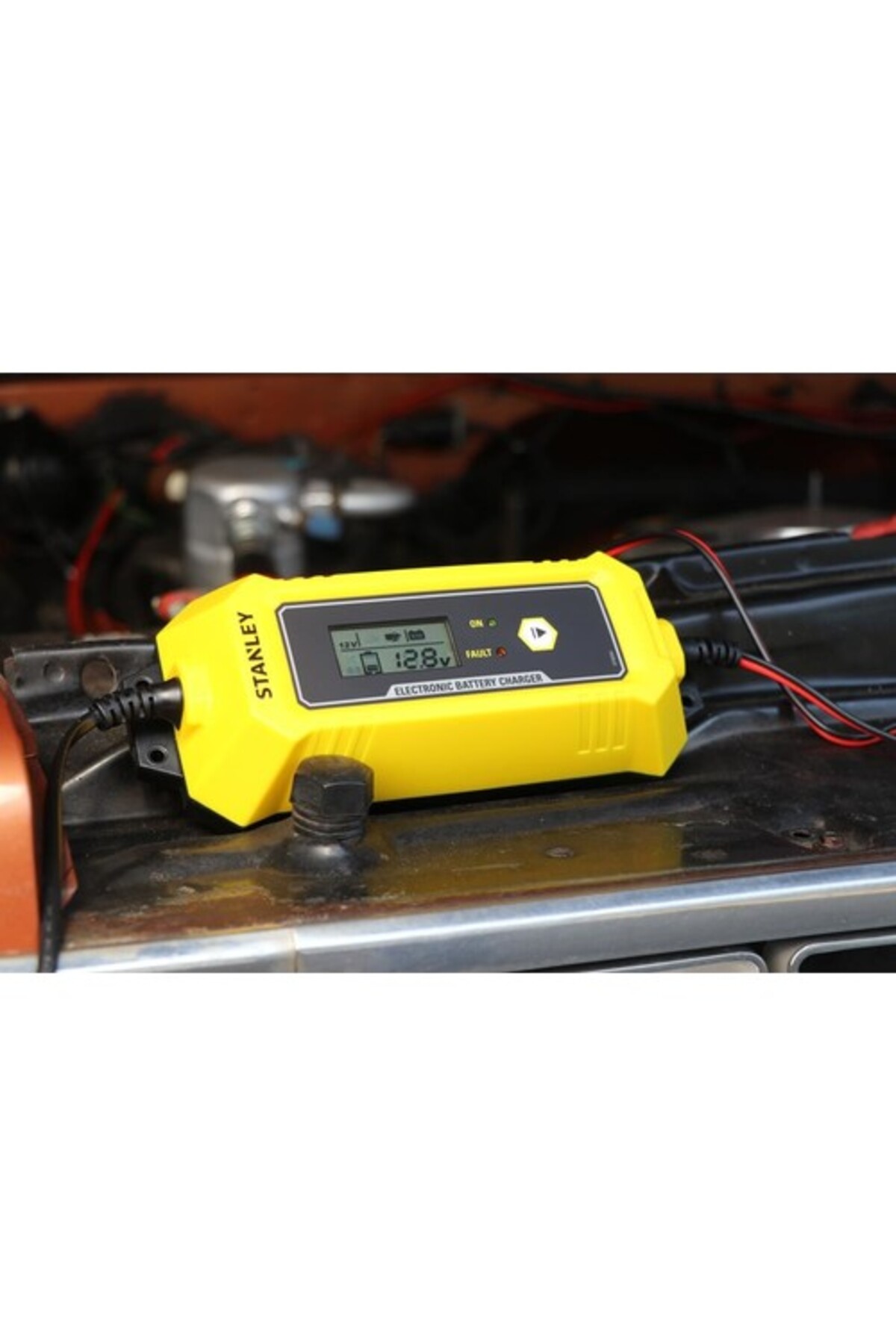 Stanley SXA26 12V 160A Dijital Akü Şarj ve Akü Bakım Cihazı