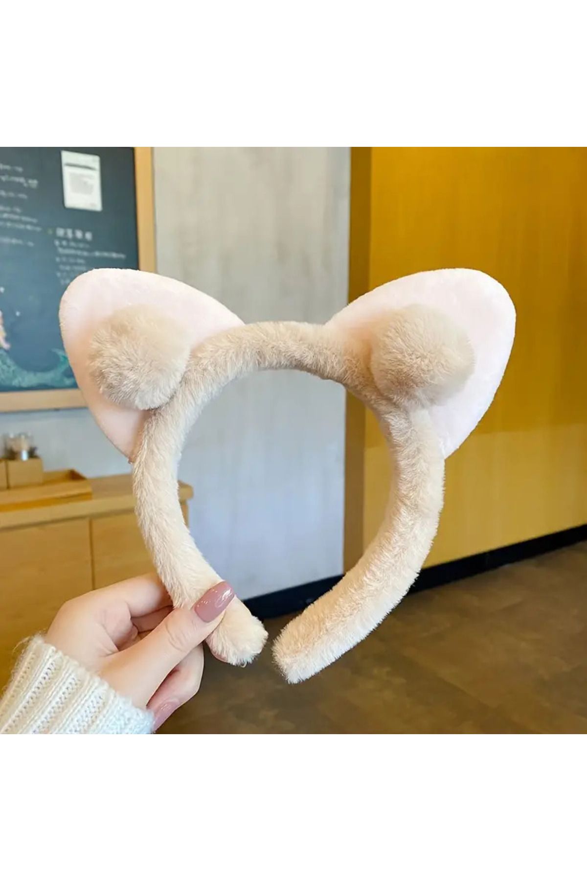 Peluş Ponponlu Taç
