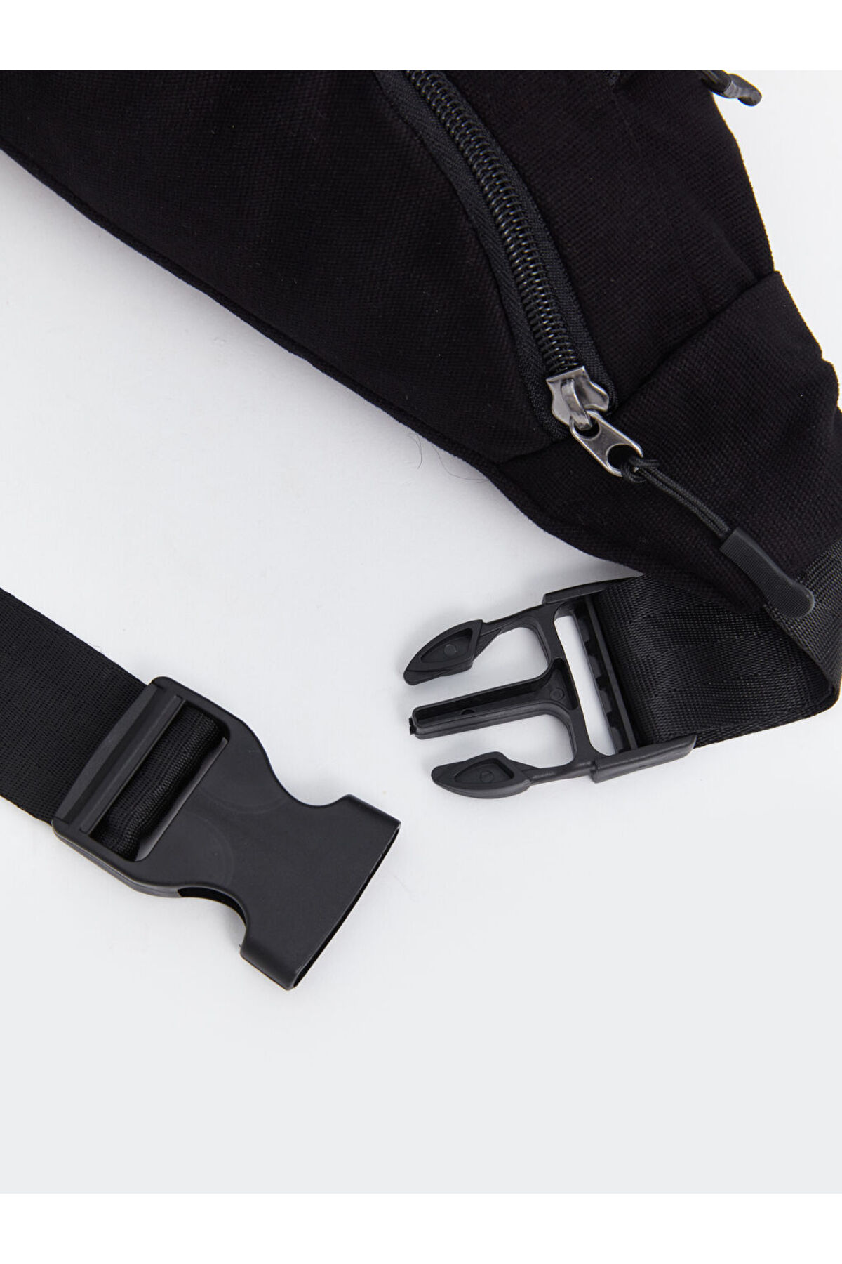 LC Waikiki LCW ACCESSORIES Siyah Baskılı Erkek Göğüs Çantası görsel 4