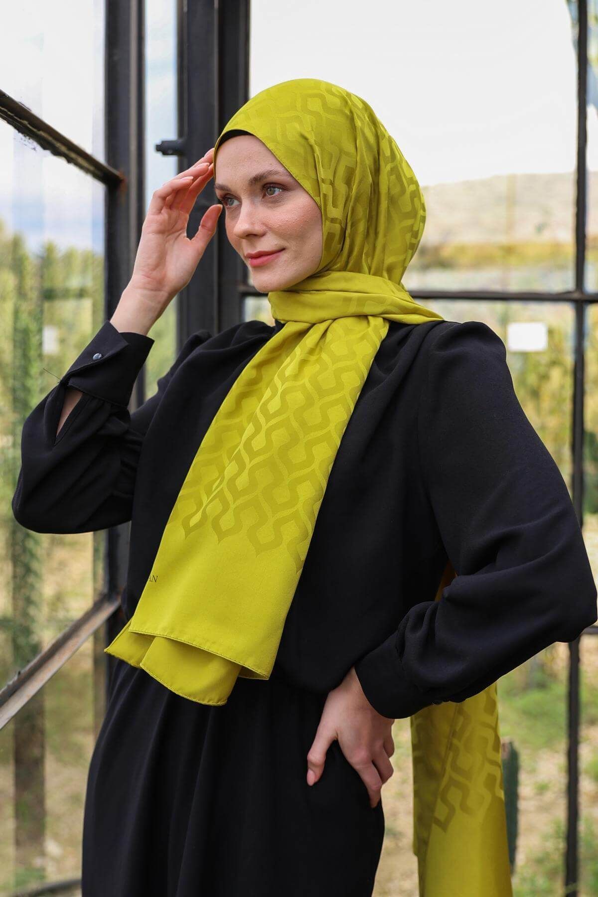 İpekhan-Drop Pattern Silky Jacquard Shawl Oil Green 9012-06 2