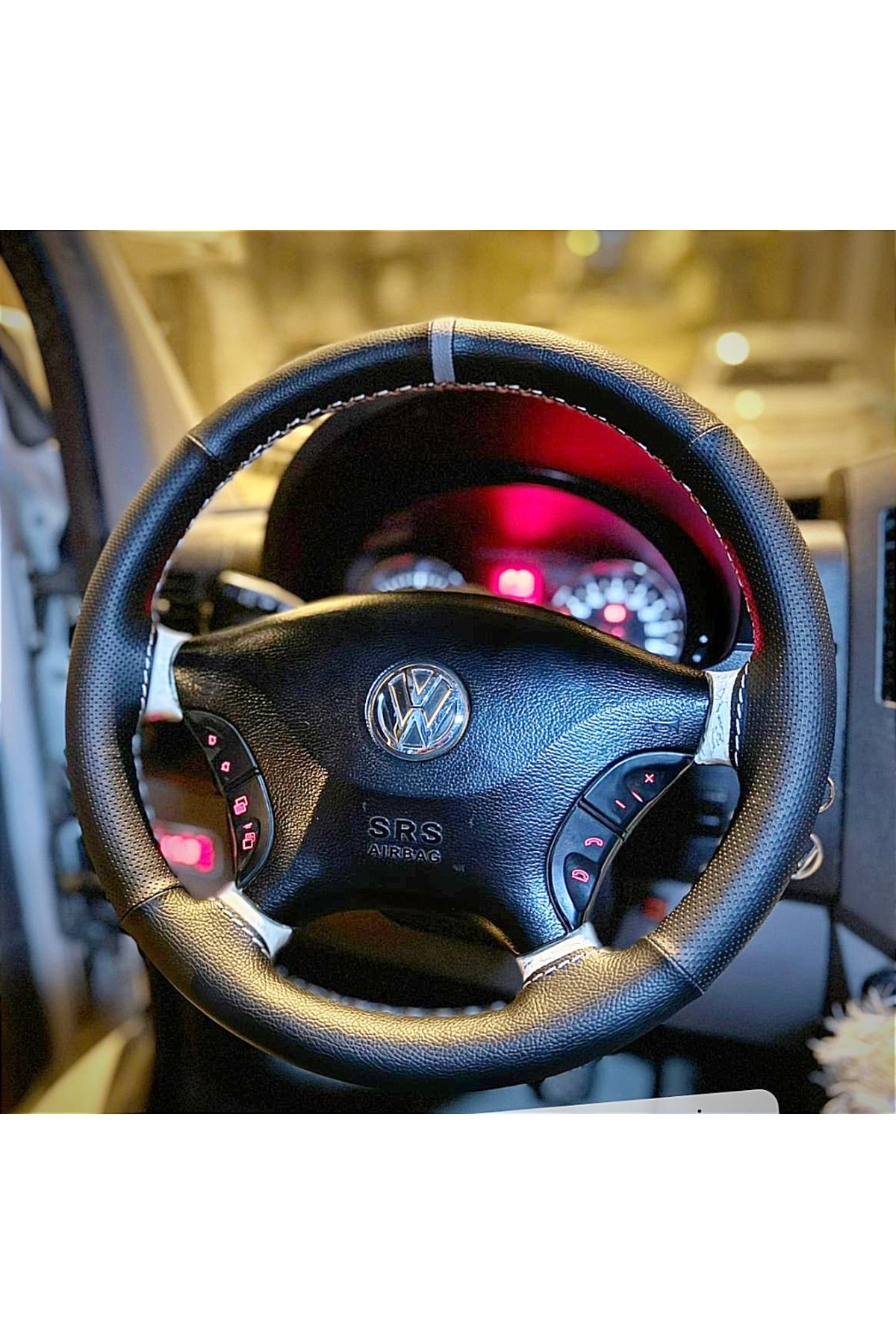 DİKİŞLİ DİREKİSYON KILIFI SİYAH/NOKTALI DERİ GRİ YÜZÜK/DİKİŞLİ VW CRAFTER İÇİN DİKİŞLİ DİREKİSYON KILIFI SİYAH/NOKTALI DERİ GRİ YÜZÜK/DİKİŞLİ VW CRAFTER İÇİN