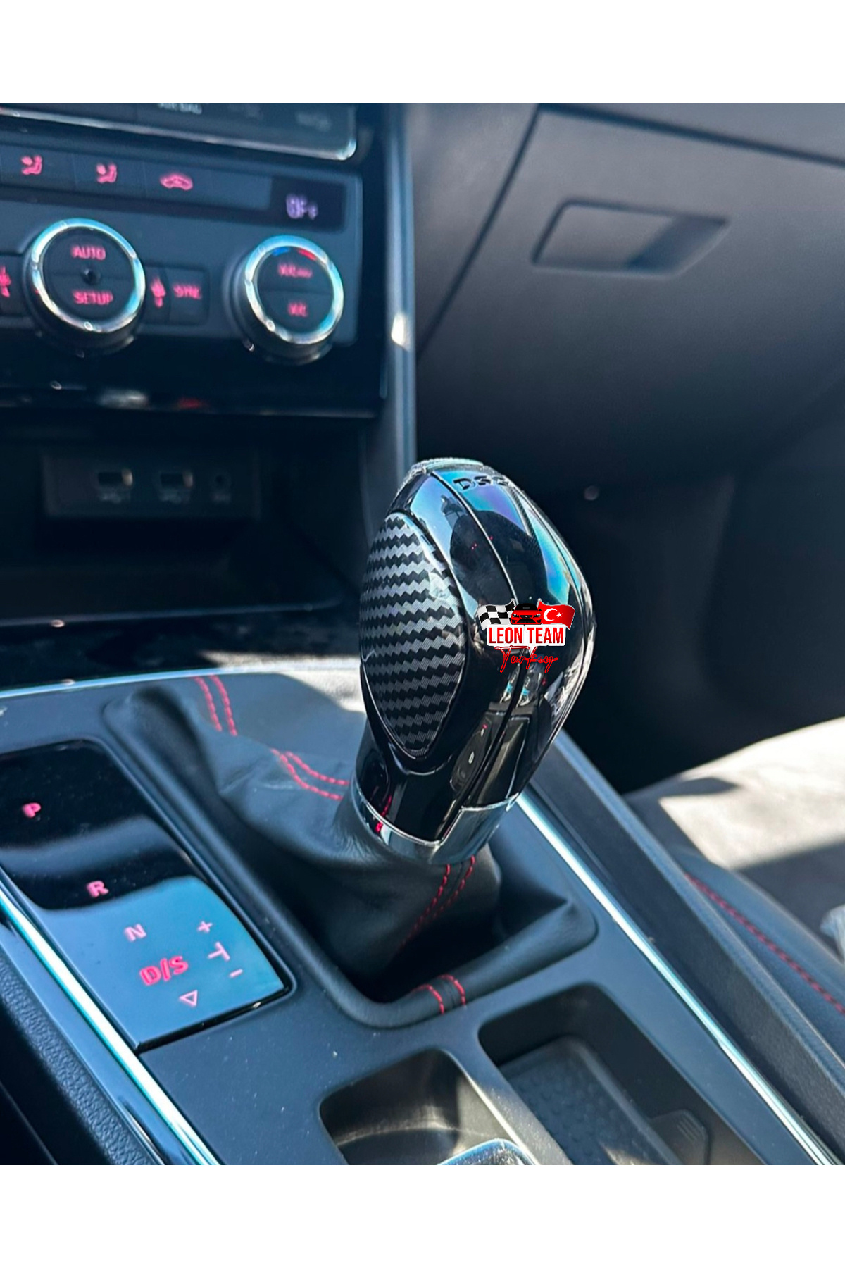 LeonTeamTurkey Seat Leon 2013/2020 Vag Grubu Parlak Siyah Karbon Kaplama Dsg Vites Seti