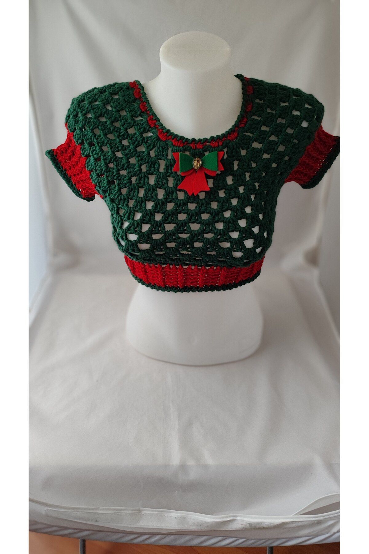 drt tasarım-Hand Knitted Crop Christmas Themed Blouse 5