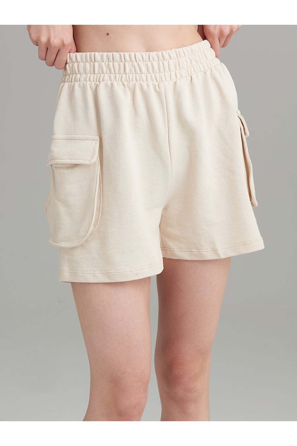 RİVUS-Beige Combed Cotton Shorts - Comfortable Cut and Pocket 3