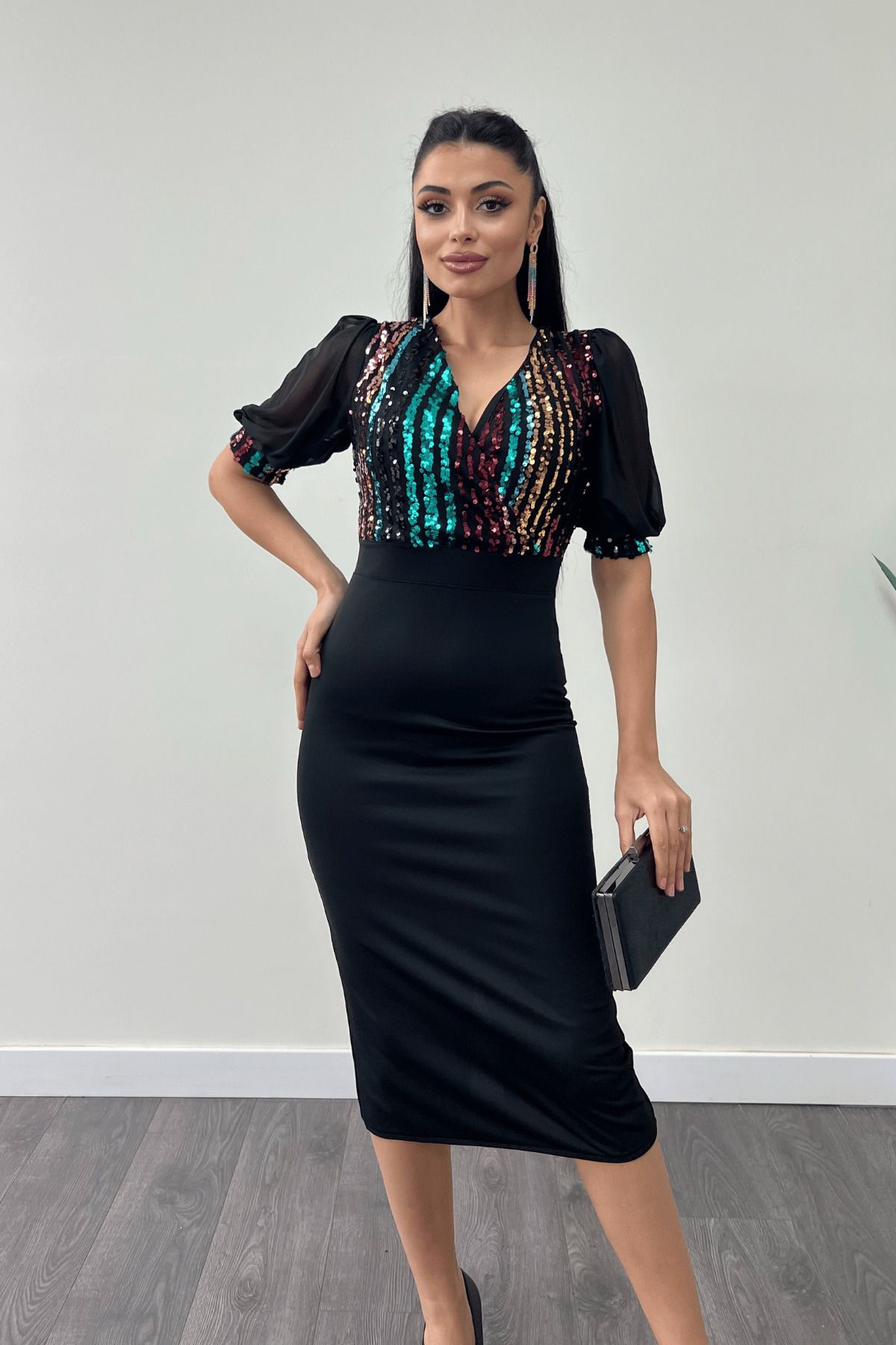 giyimmasalı-Rochie creion cu paiete colorate din țesătură creponată - NEGRU 3
