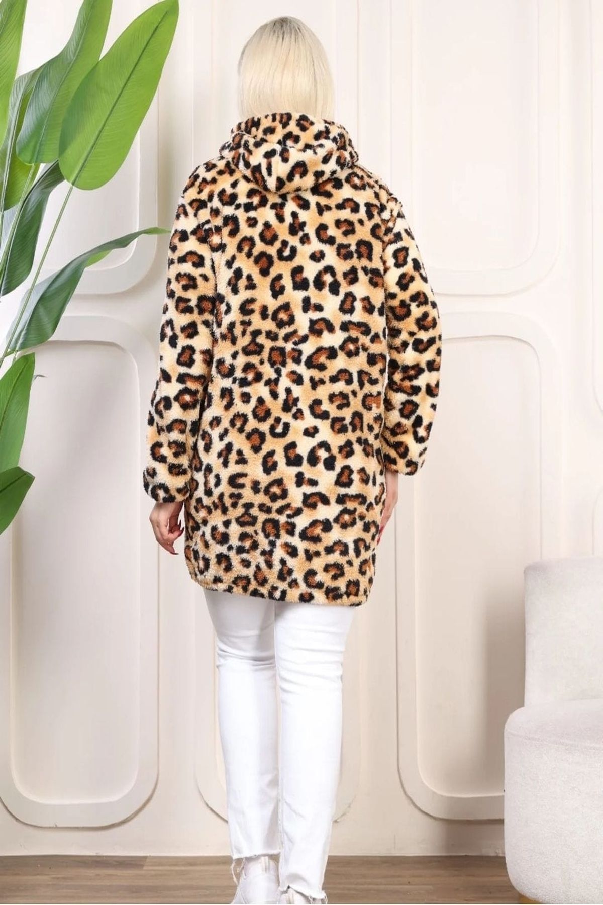 xlargebutik-Plus Size Plush Fleece - New Model with Leopard Print, Pockets and Zipper 4