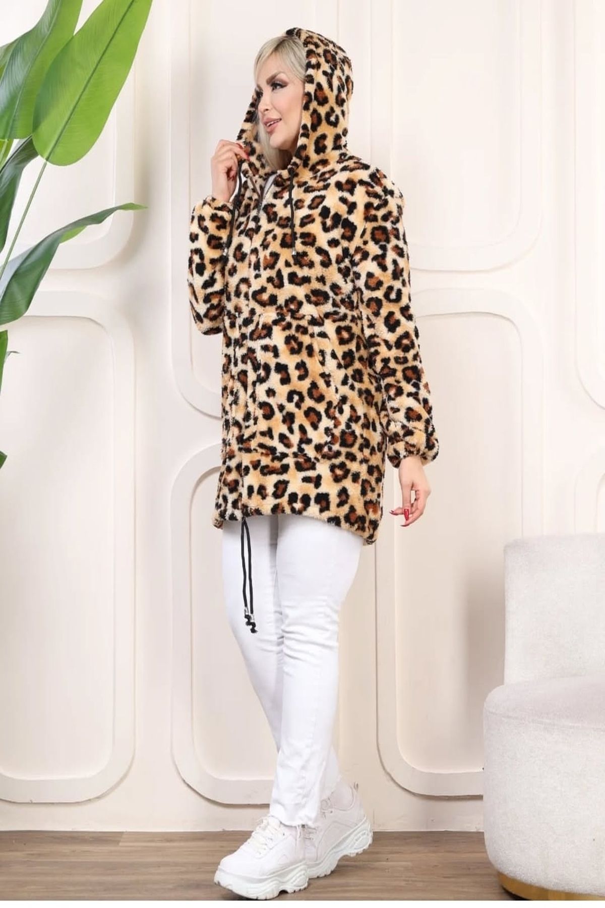 xlargebutik-Plus Size Plush Fleece - New Model with Leopard Print, Pockets and Zipper 1