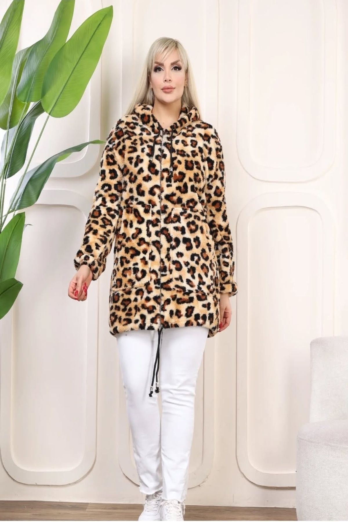 complete the look image