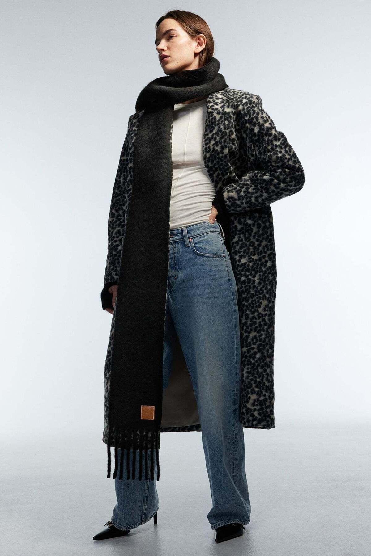 H&M-Fluffy Scarf 2