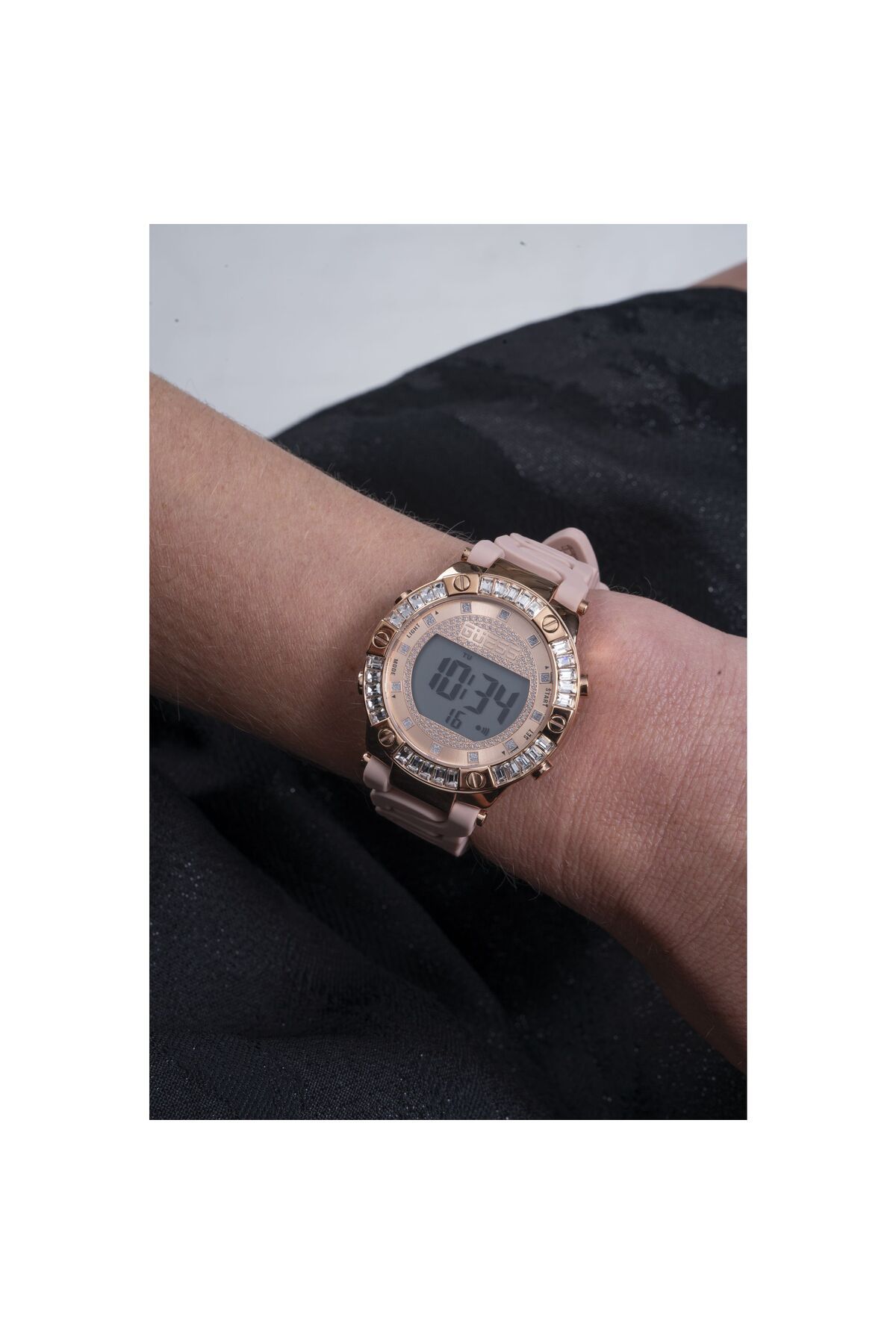 Guess-Wristwatch Female Guess LINK GW0338L2 8