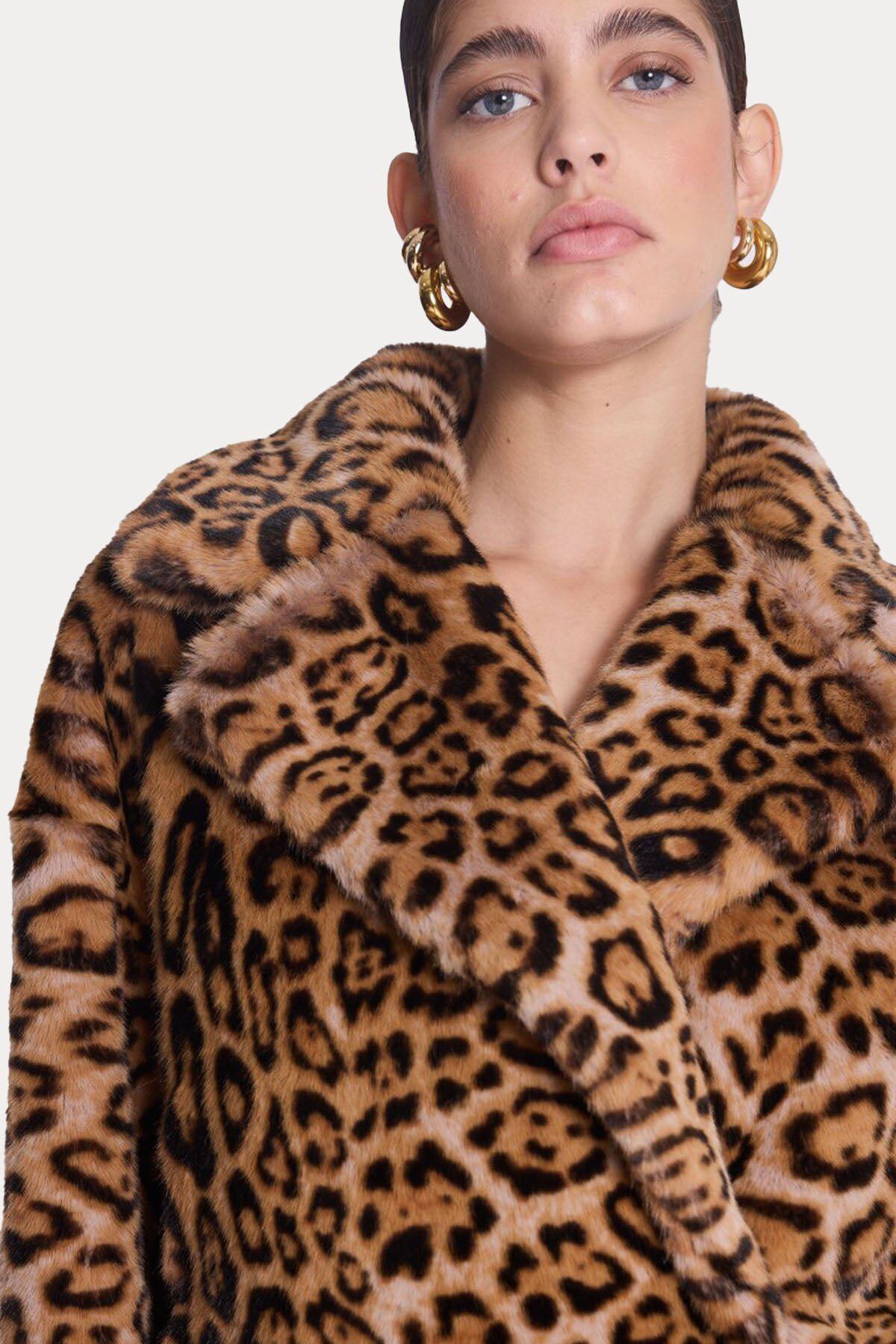 Berenice-Millia Leopard Print Plush Jacket 6
