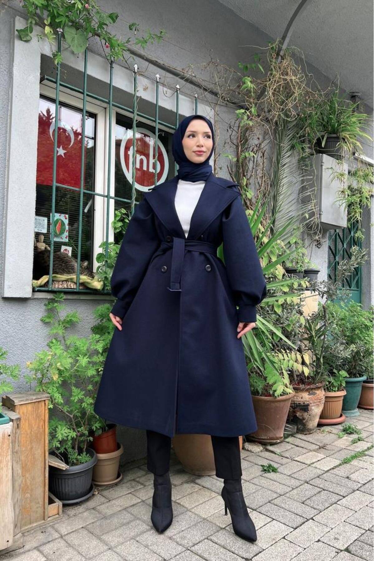 Lamia Giyim-Sleeves Balloon Cut Comfortable Fit Hijab Stamp Coat Navy Blue 3