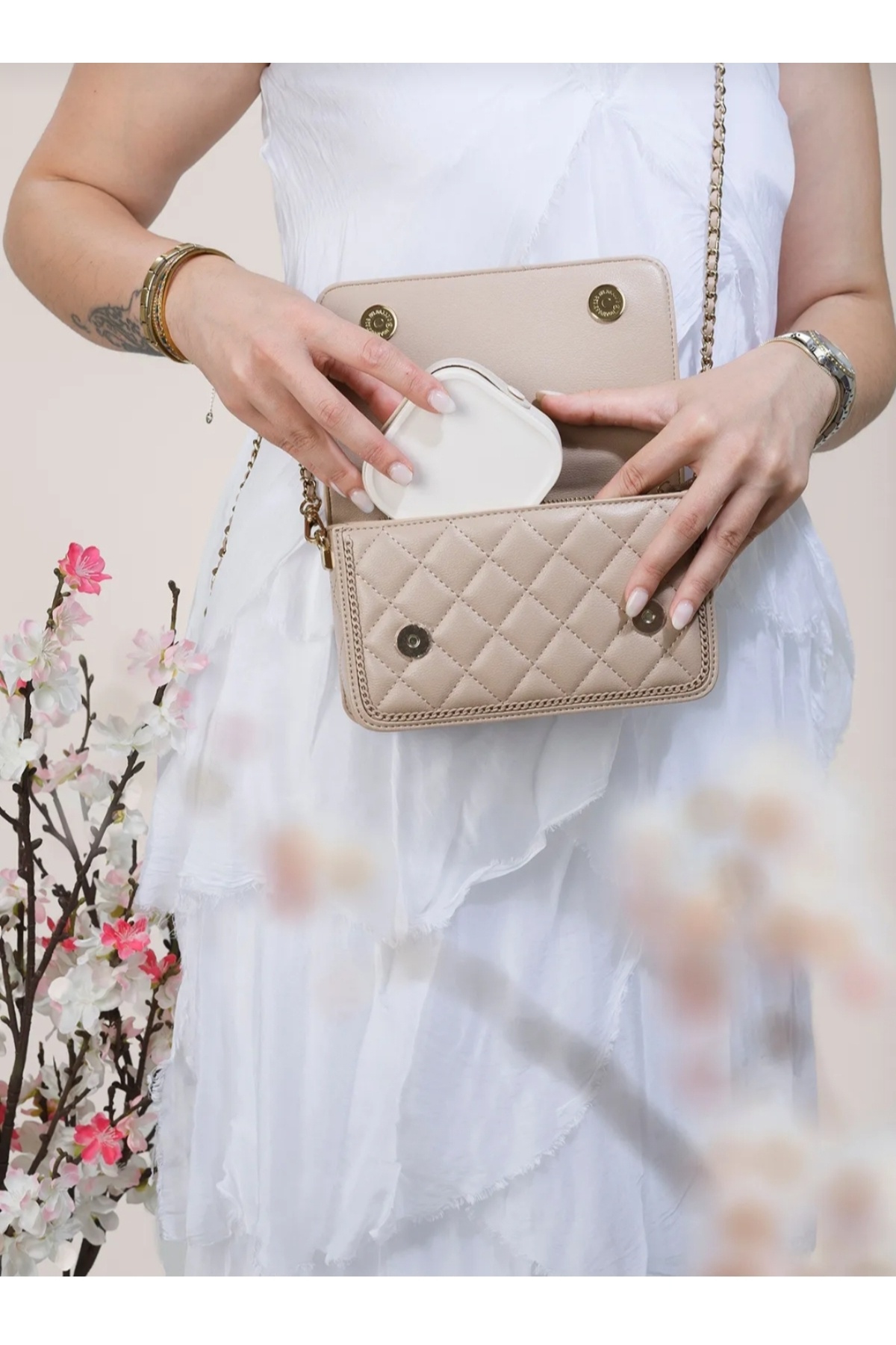 END AFTER-Mirrored Bag Mirrored Mini Makeup Jewelry Box 3