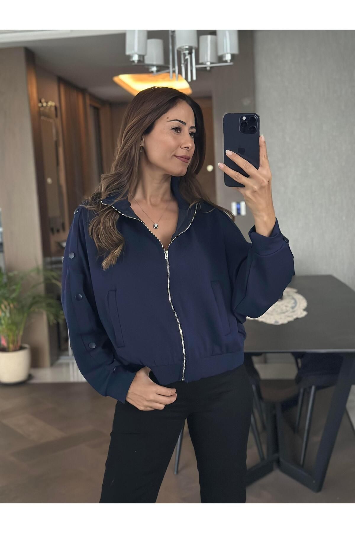 Forlady Butik Lacivert Kolları Çıtçıt Detay Fermuarlı Cepli Kadın Sweatshirt