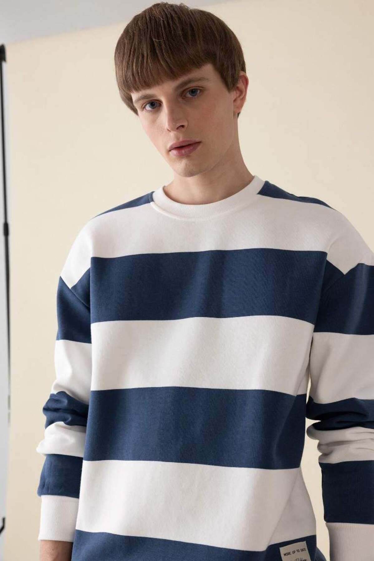 DeFacto-New Season Boxy Fit Crew Neck Striped Sweatshirt 4