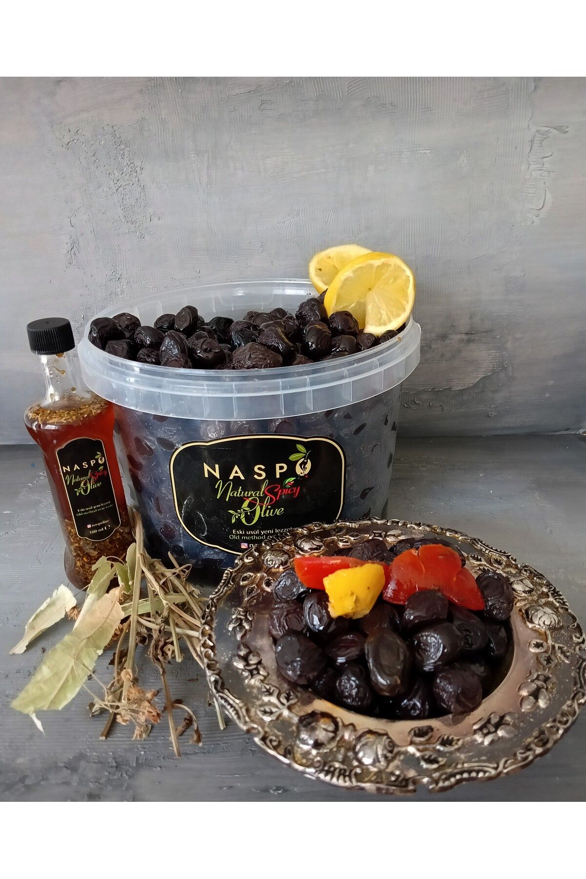 Naspo Natural Spicy Olive Taş Baskı Gemlik Siyah Zeytin 1KG