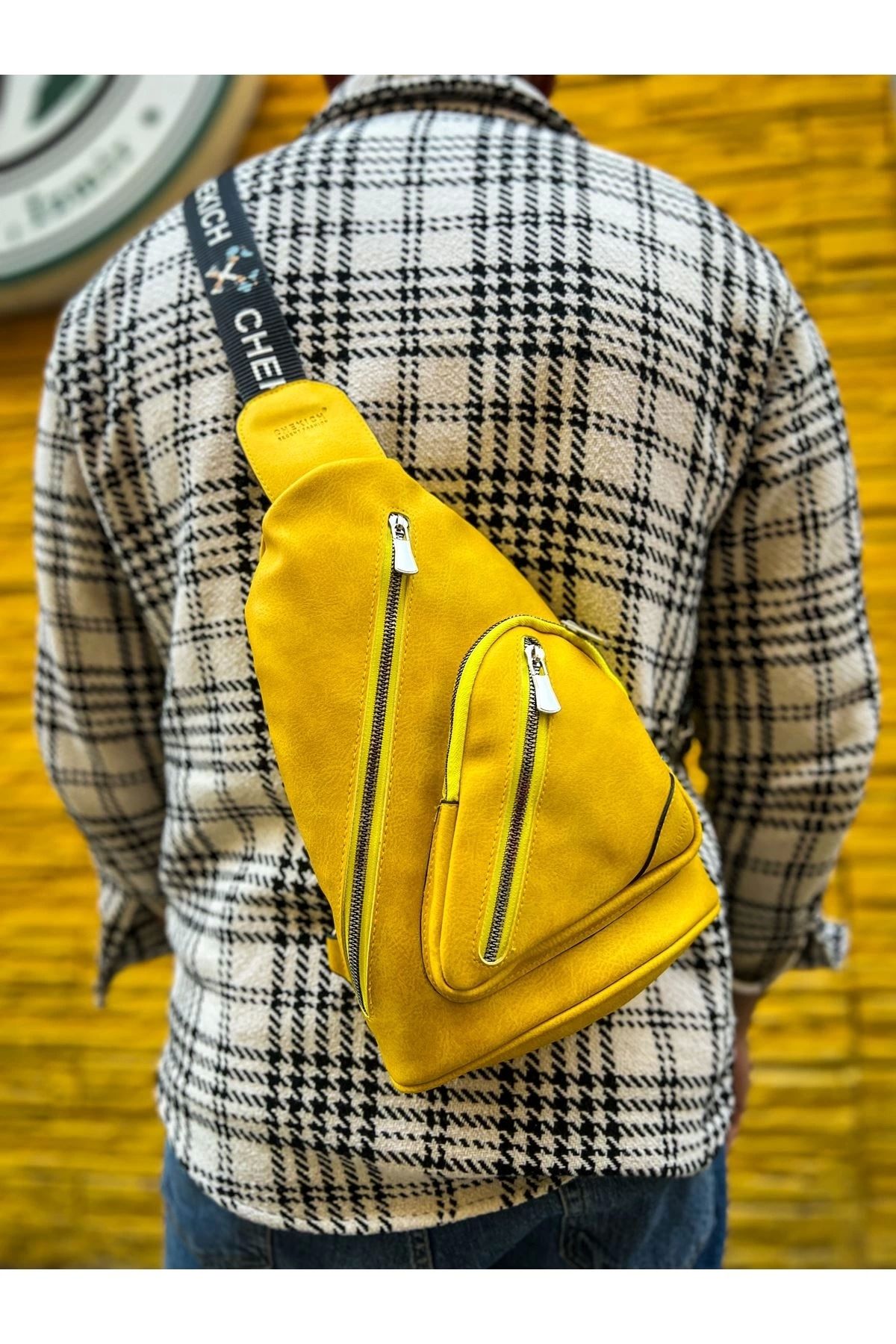 Chekich-Astranite Triangle Yellow Men's Bag 3