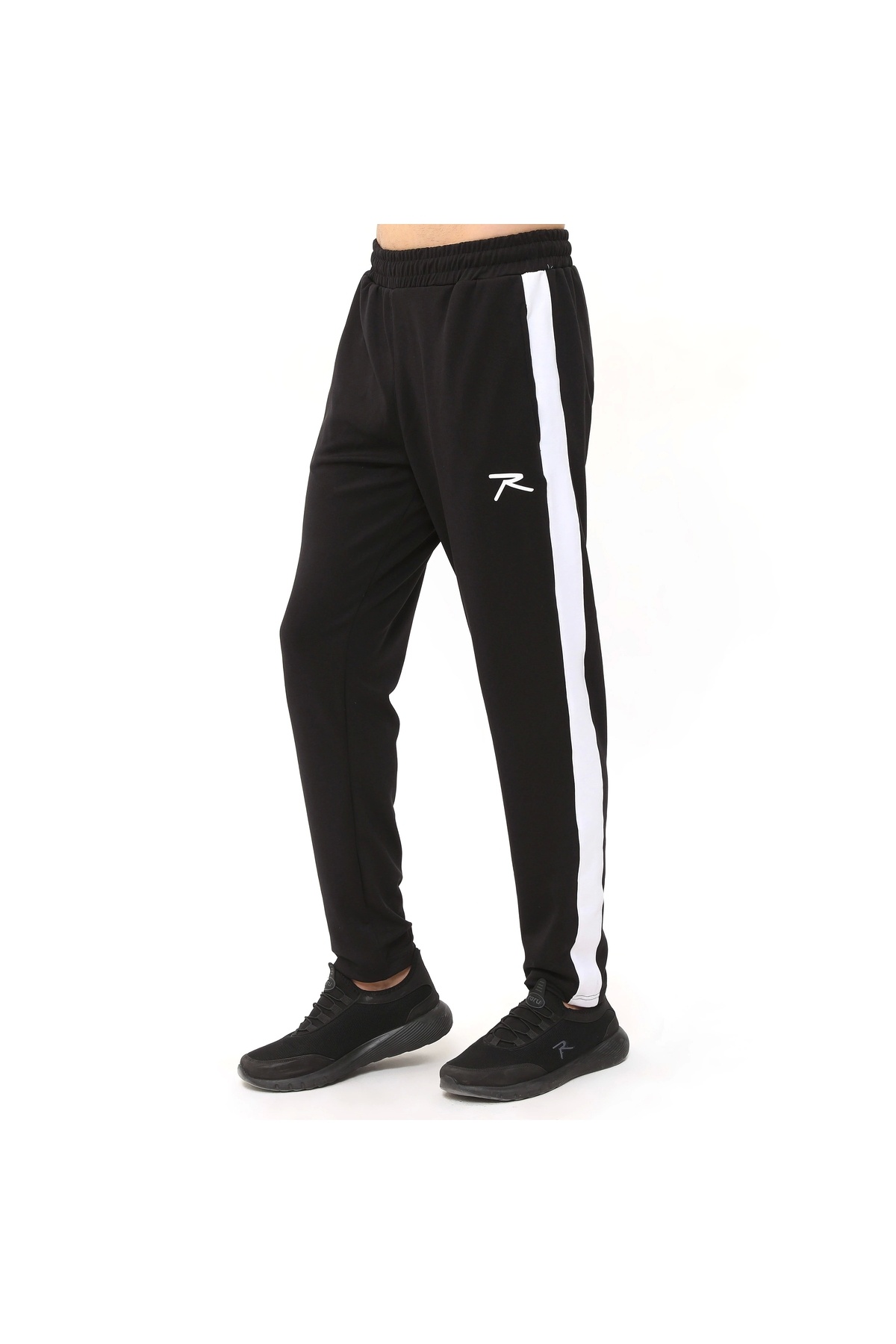 complete the look image