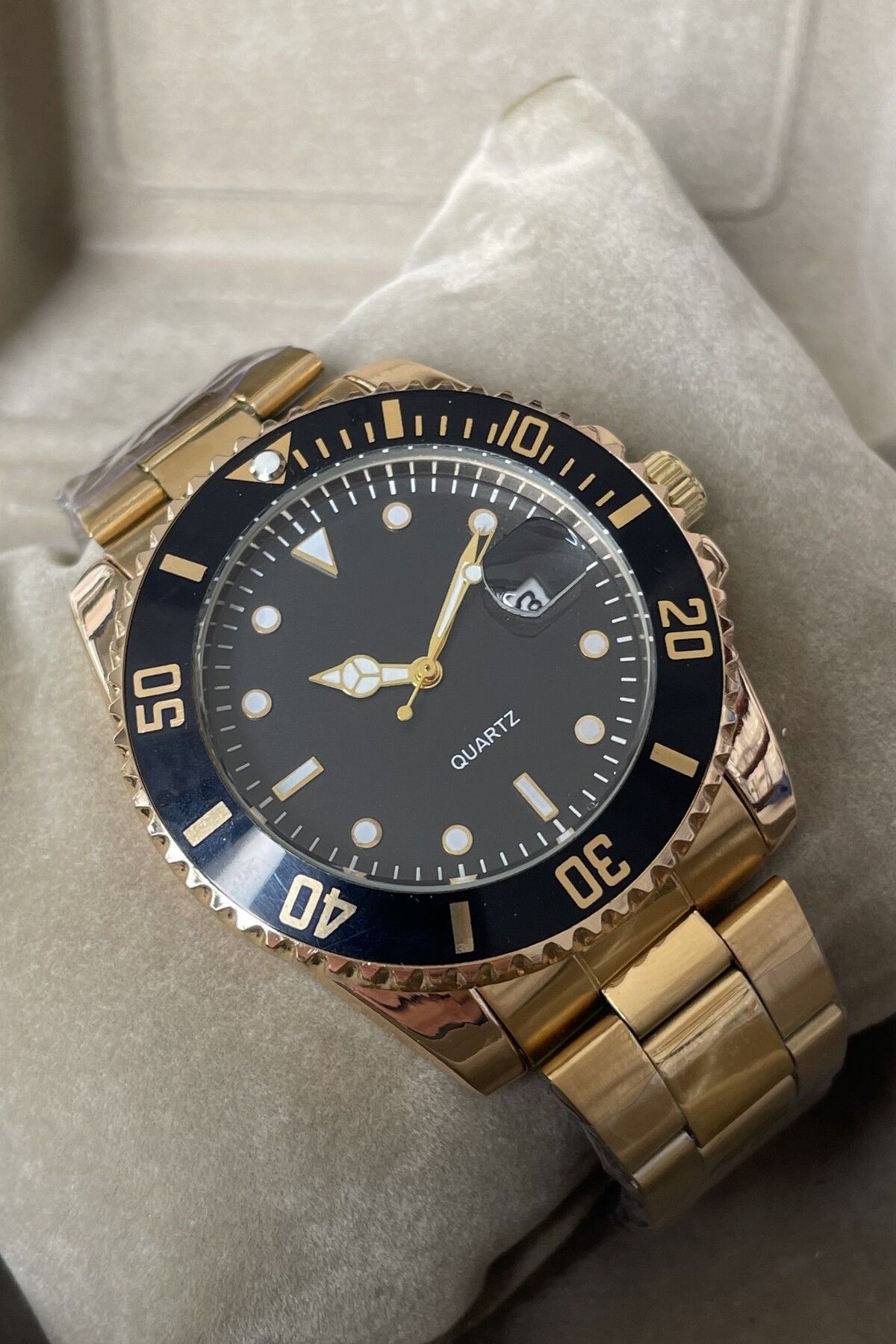 Leerybee-The Icon of Charisma: Distinguished Clocks for Men 4
