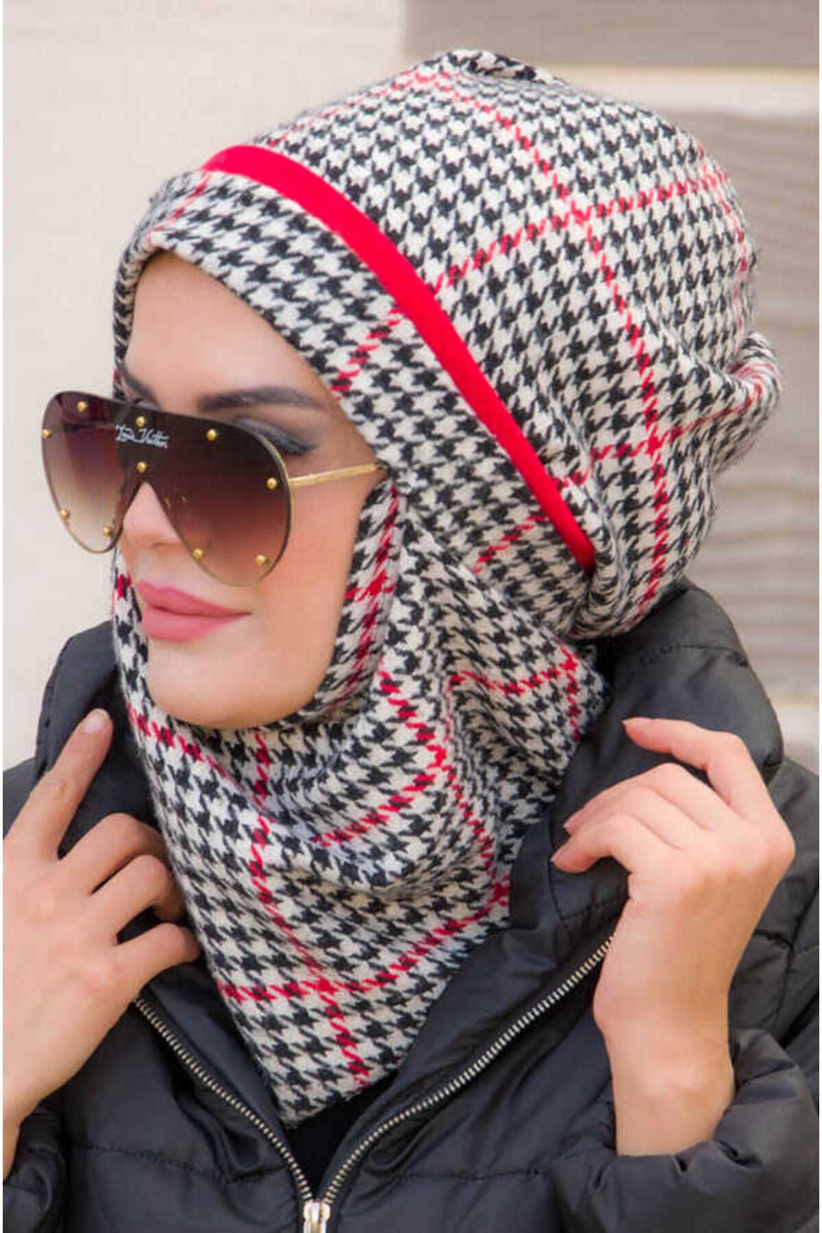 Aişe tesettür-Red Houndstooth Stamp Masked Beanie 1