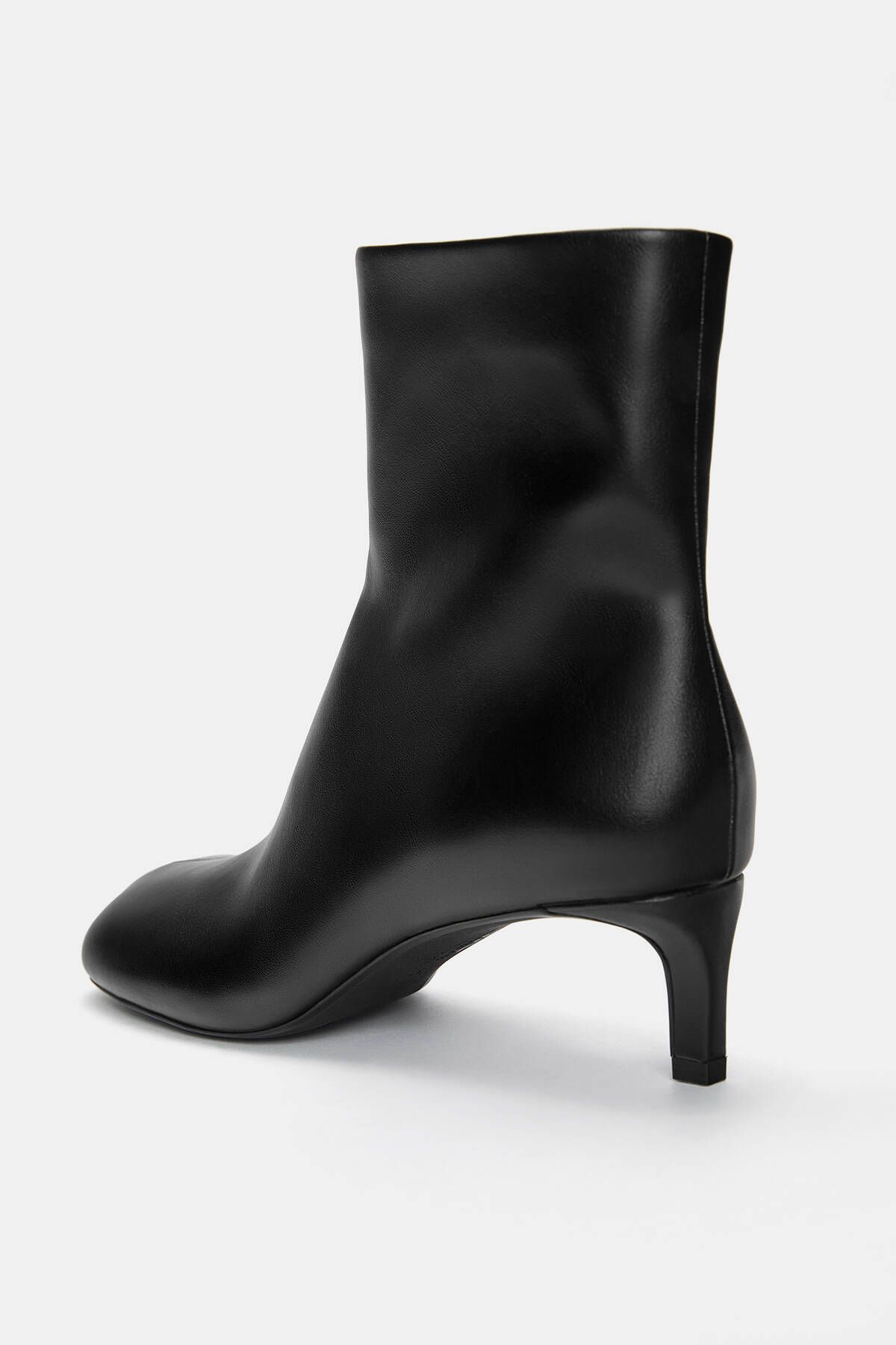 Pull & Bear-Ankle Boots with Round Toe and Heel 5