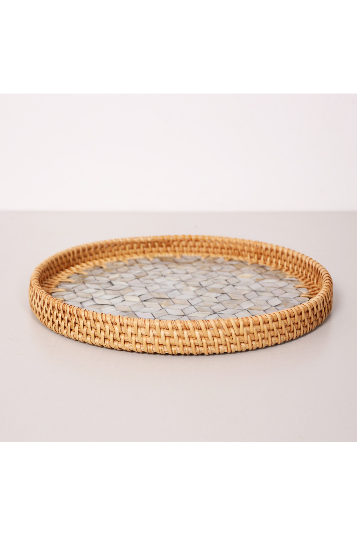 Renesse Home-Dowa Handmade Pearlescent Rattan Tray 3