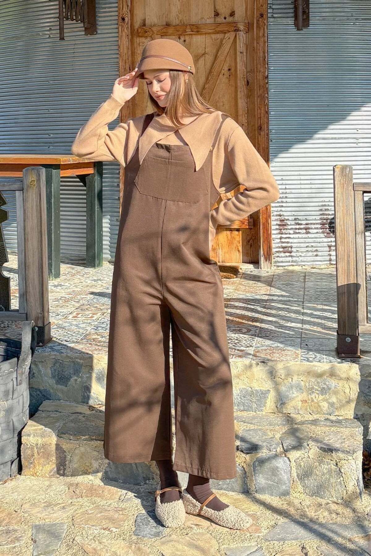 Ceylan Otantik-Bitter Brown Linen Salopet Jumpsuit & Milk Brown Collar Detailed Sweater Set 7