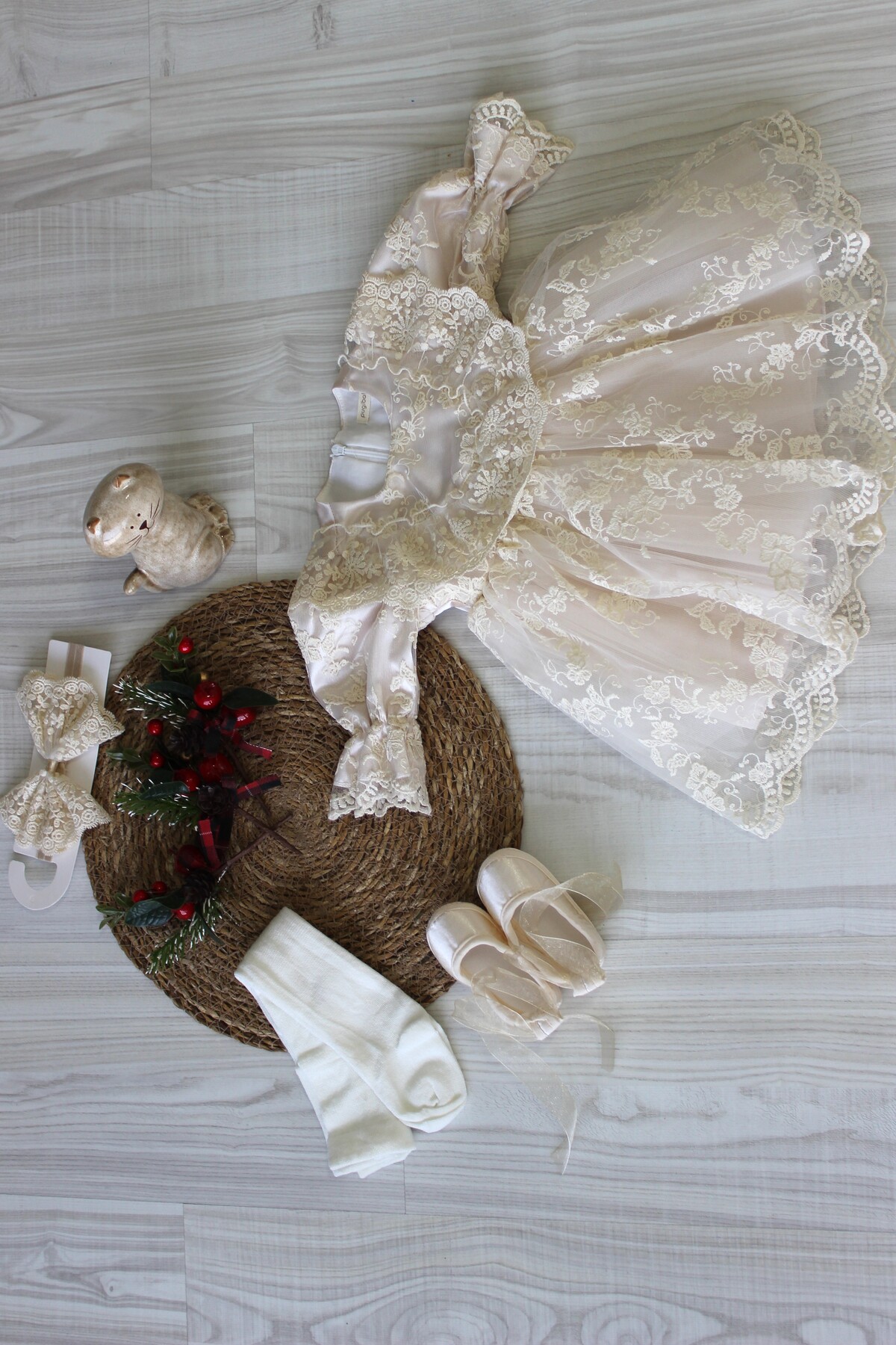 Pugi Baby Barbosa Orkide Kız Bebek Güpürlü Elbise Yenidoğan Lüx Elbise Seti - Hastane Çıkışı Ve Mevlütlük fotoğrafı 5 (önizleme)