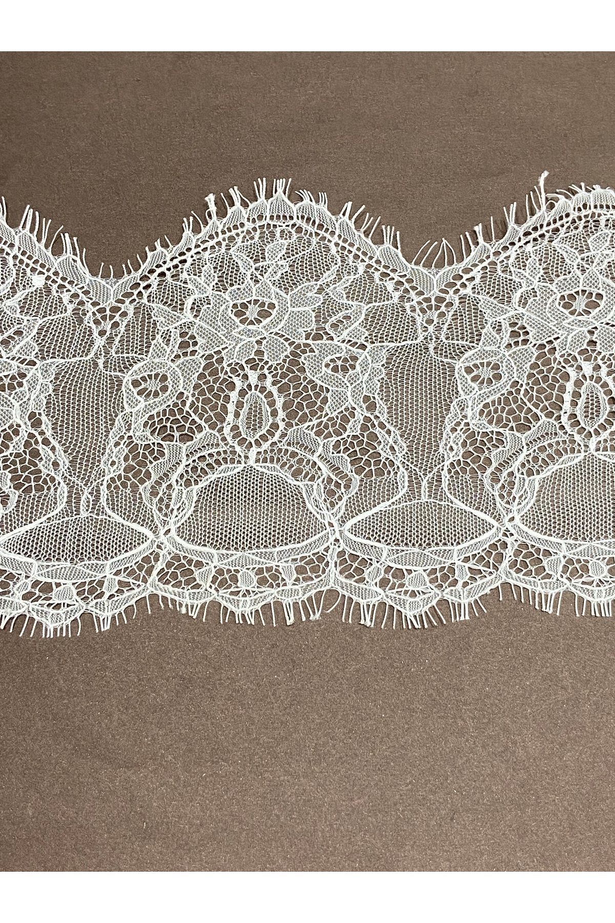 karantuhafiye-3 M Lace with Eyelashes and Fine Texture 4