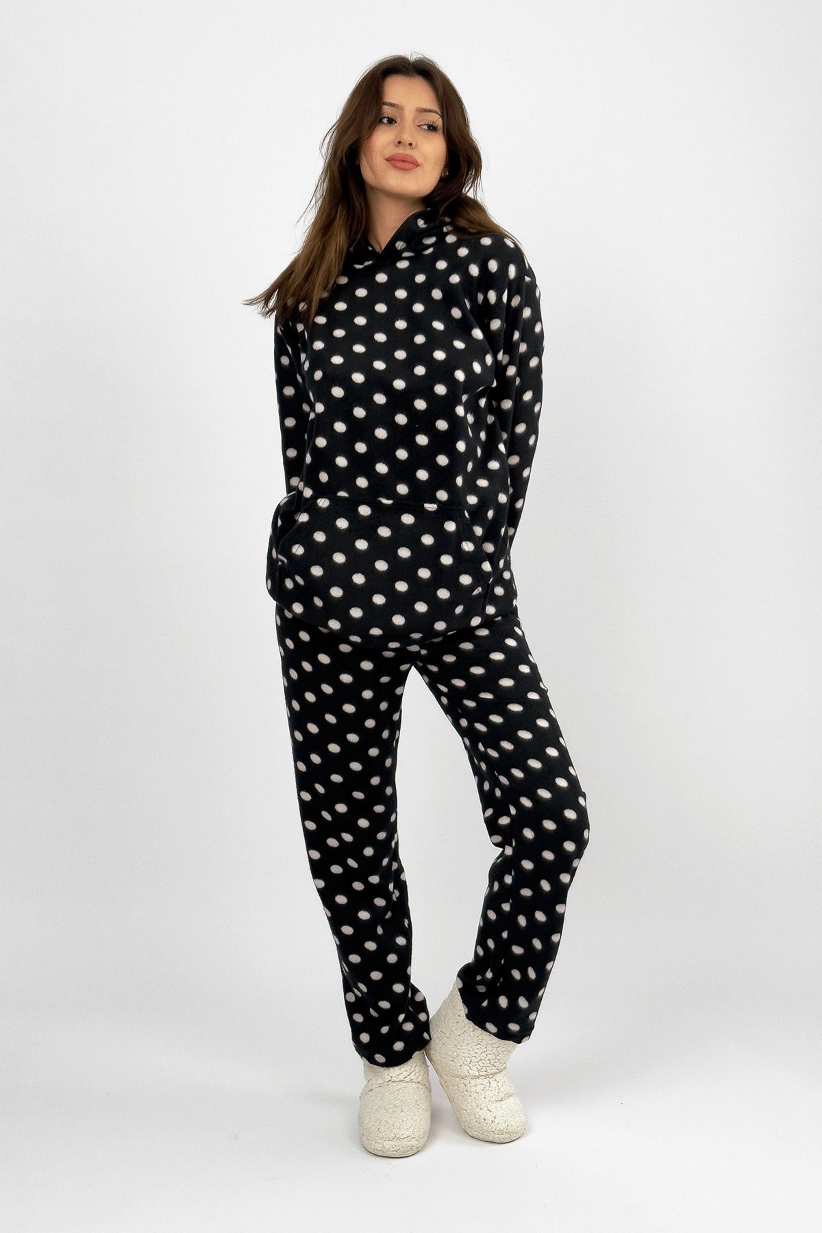 Betimoda-Winter Women's Pajamas Set - Fleece Black and White Polka Dot with Waist Hood and Elastic 3