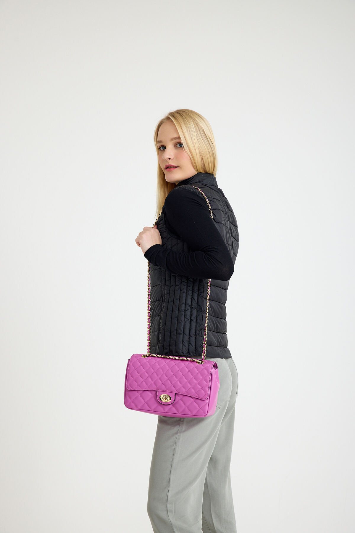 گس کیف دستی کارتیج مدل Crossbody Flap HFLG9165210