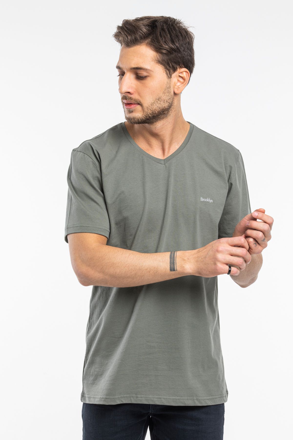 Superlife-Men's V-Neck Slim Fit Brooklyn Printed Short Sleeve T-Shirt Spr 265 2