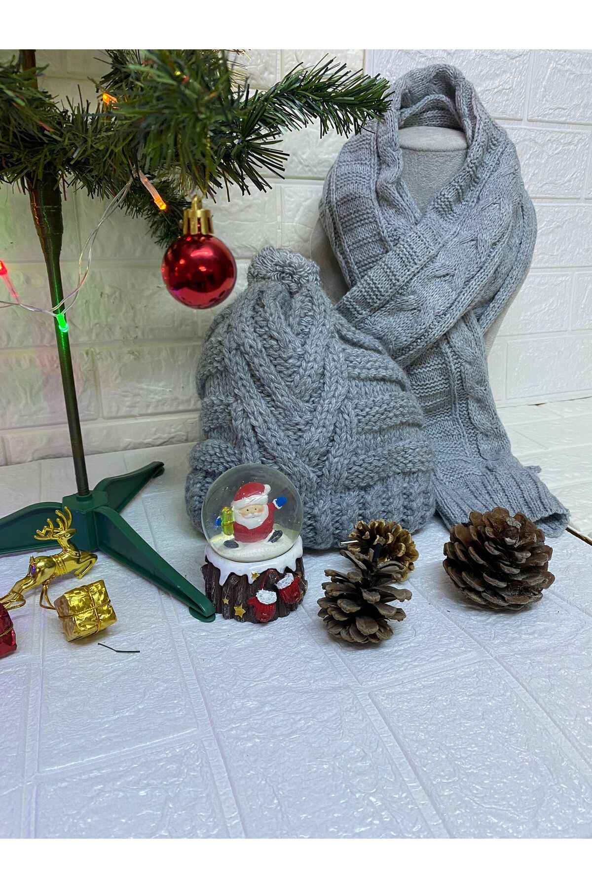 sema aksesuar-New Year's Christmas Gift - Pompom Knitwear Beanie Hat and Scarf Set of 2 1