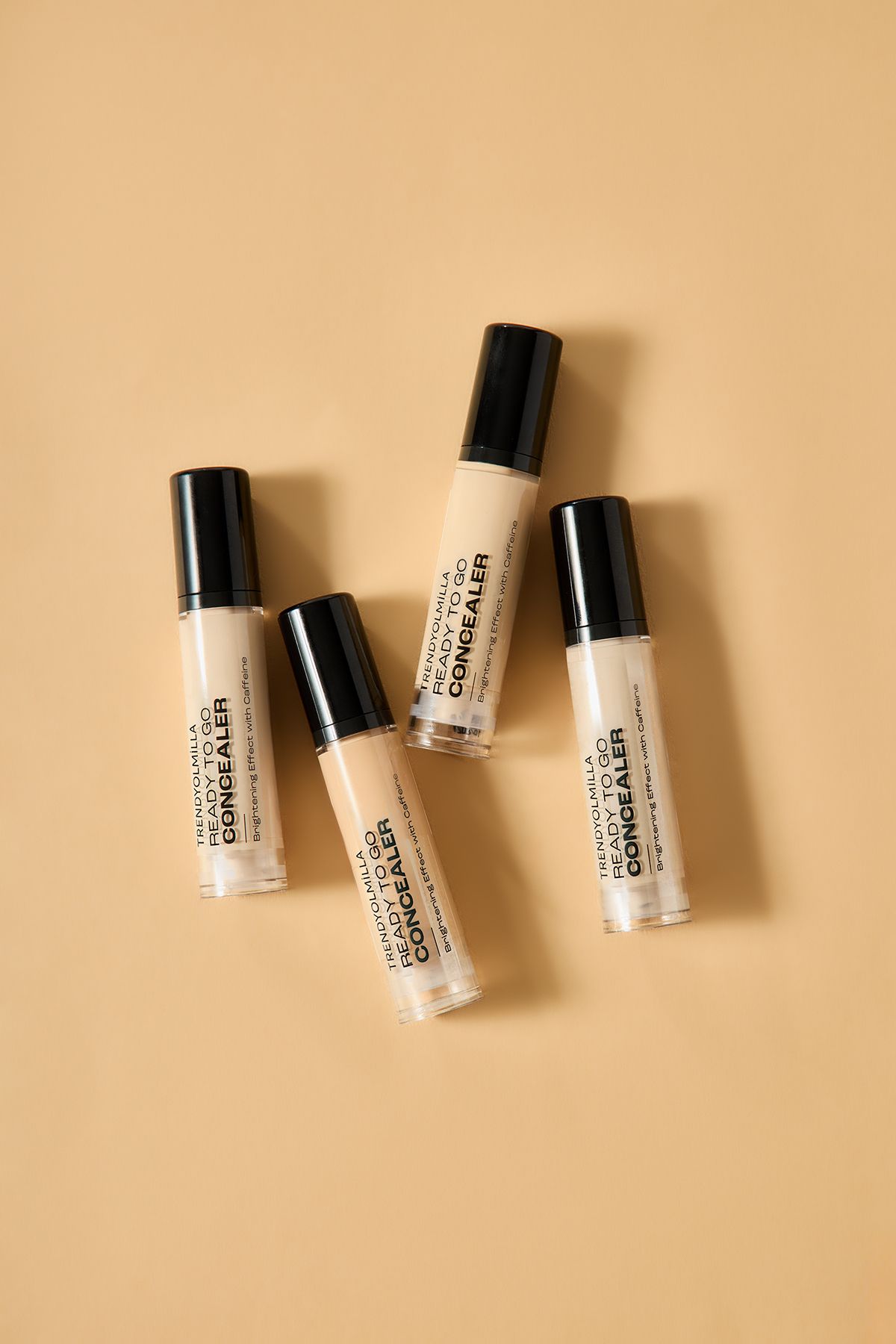 Trendyolmilla Beauty-Glänzender Koffein- und feuchtigkeitsspendender Concealer – Fair-301 TKZAW25KT00001 8